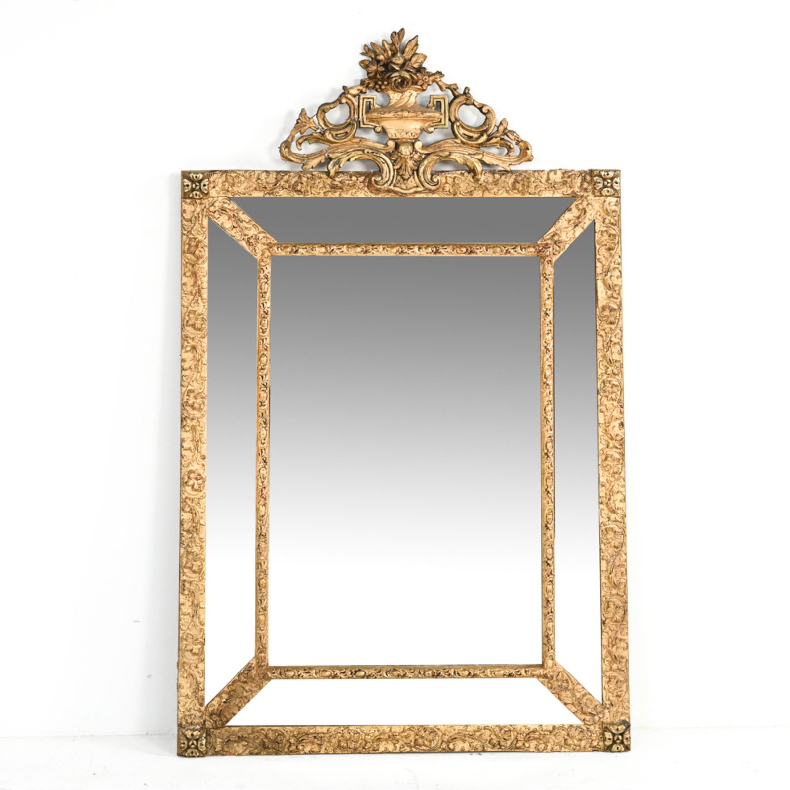 ANTIQUE CARVED GILTWOOD & GESSO WALL MIRROR (1 of 10)
