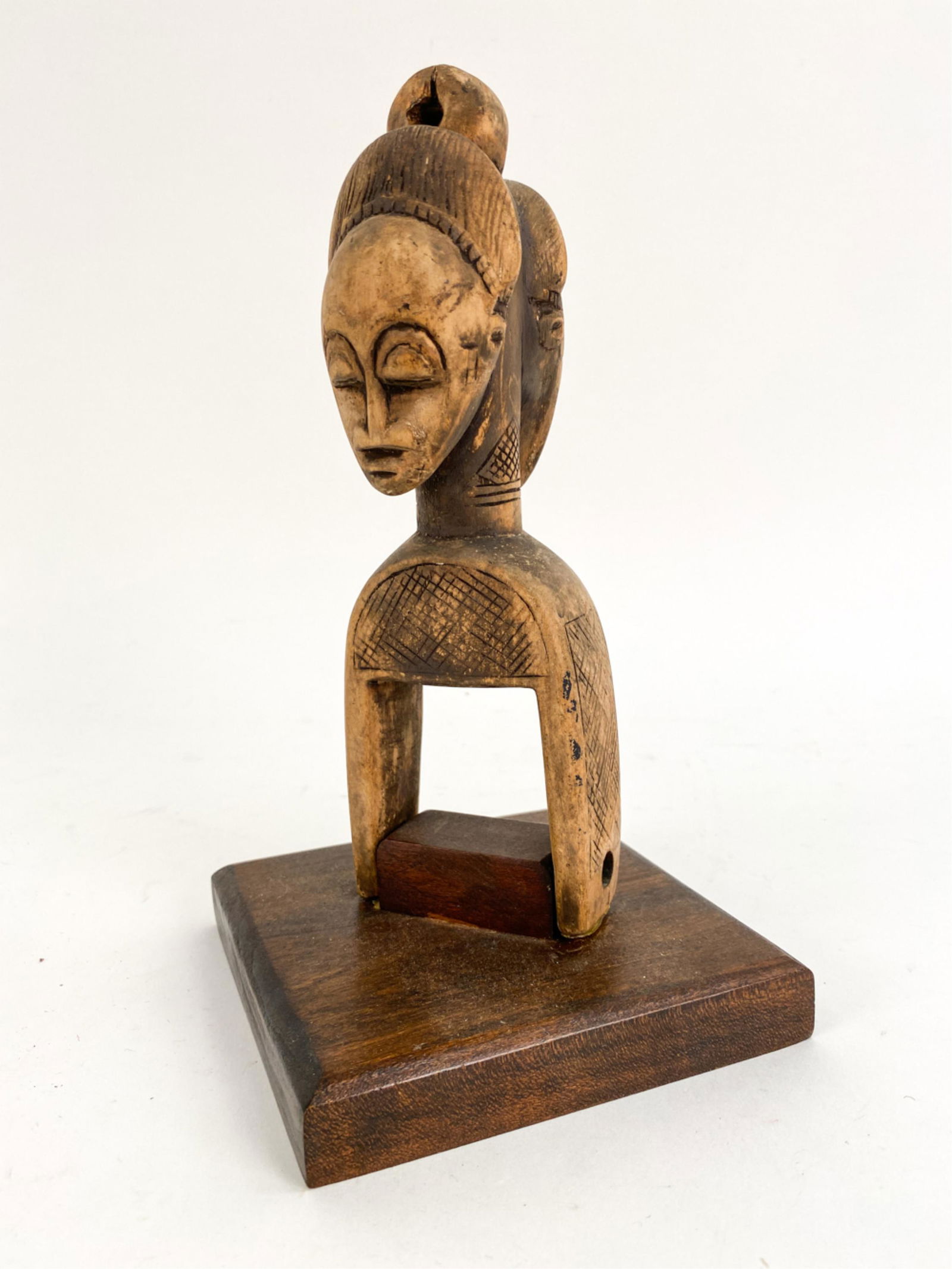 VINTAGE AFRICAN CARVED HEDDLE (1 of 9)