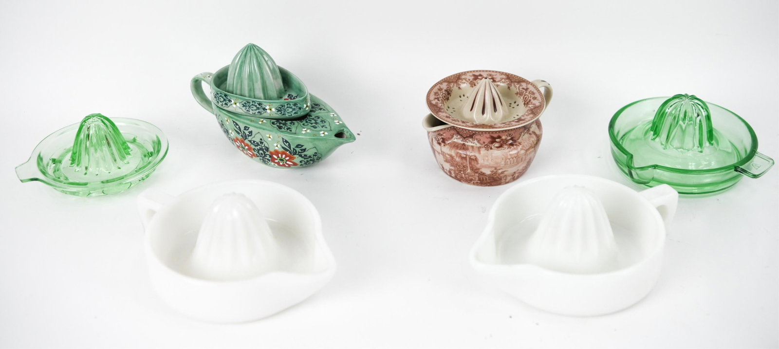 GROUPING OF VINTAGE & ANTIQUE CITRUS JUICERS (1 of 11)