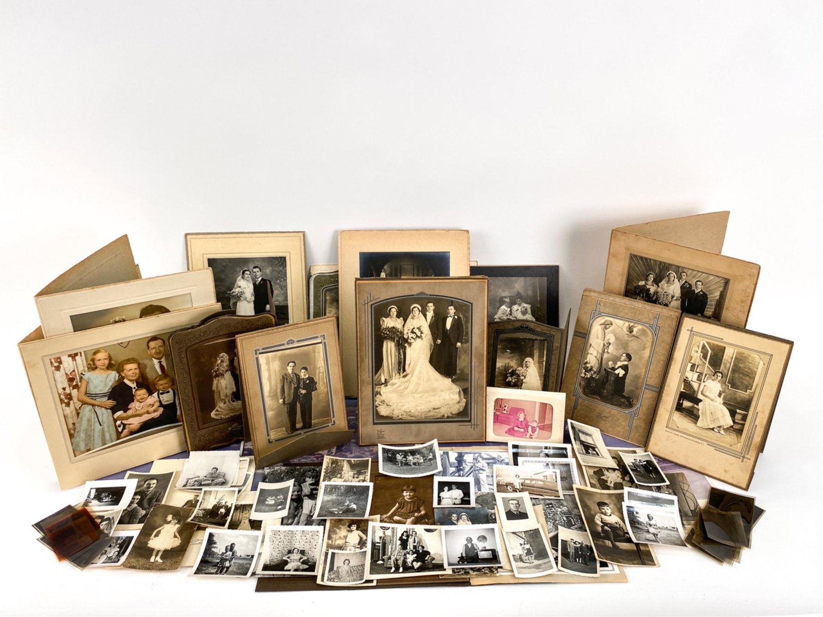 VINTAGE PHOTOS INCL. GEISLER, CARTIER-BRESSON (1 of 20)