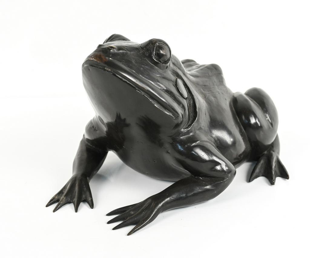 LARGE BRONZE FROG SCULPTURE (1 of 13)