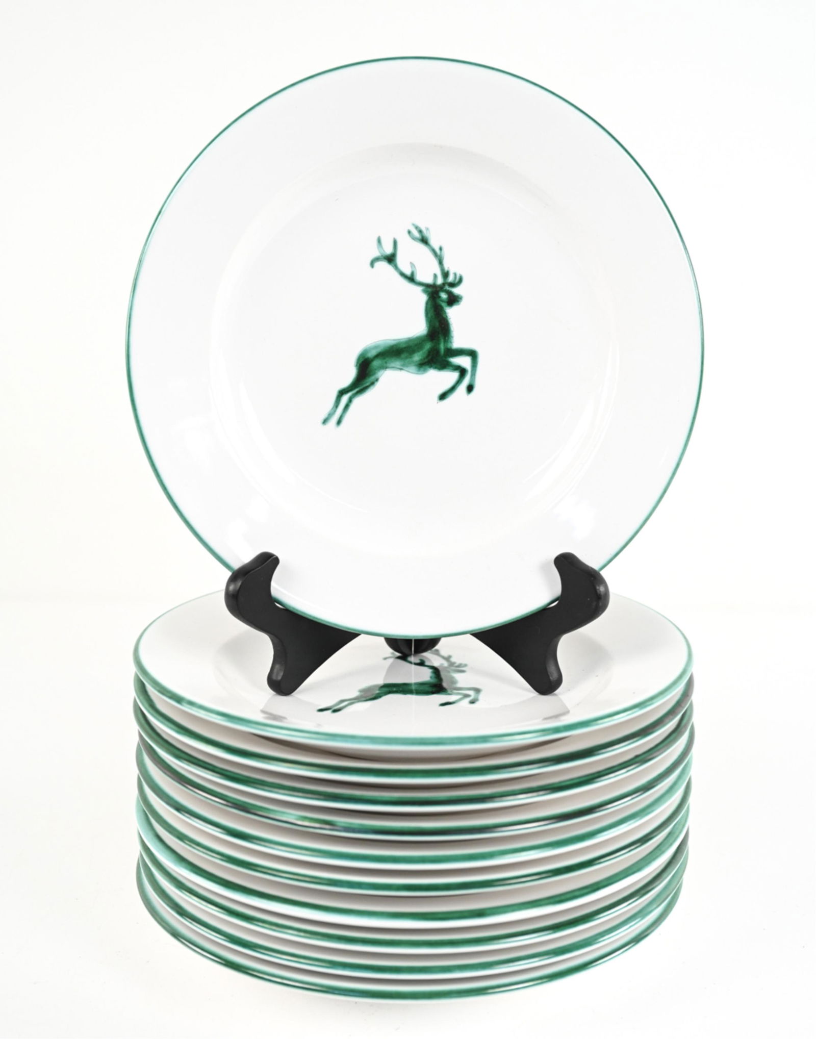 (11) VINTAGE AUSTRIAN CERAMIC DINNER PLATES (1 of 6)