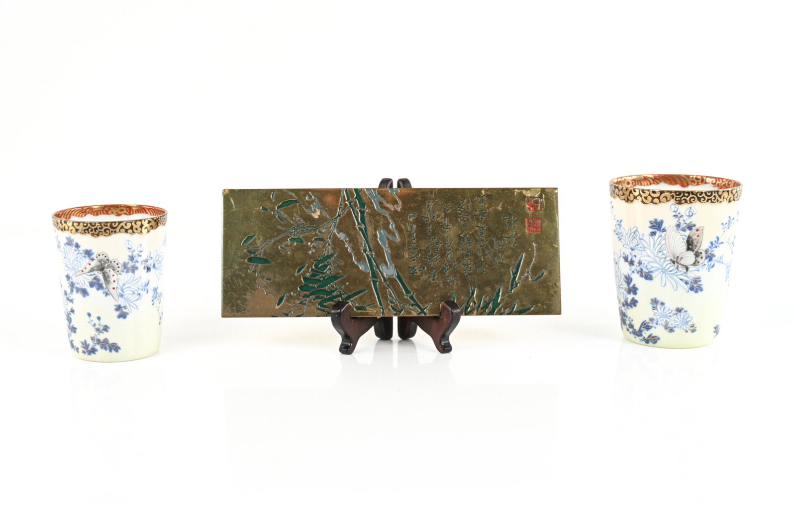 GROUPING INCLUDING JAPANESE SCROLL WEIGHT (1 of 9)