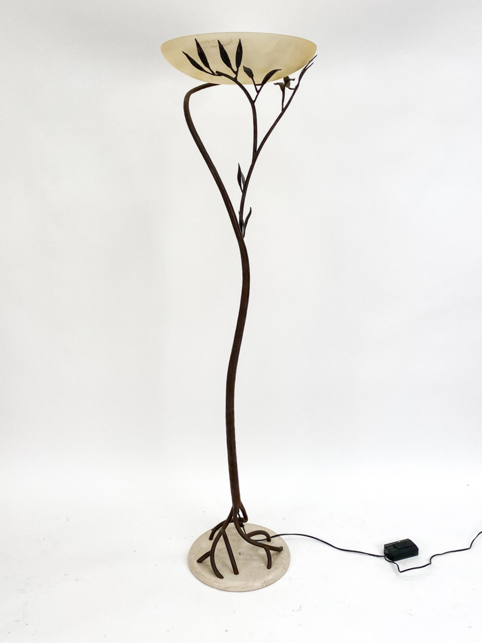 CAST IRON FLOOR LAMP (1 of 10)