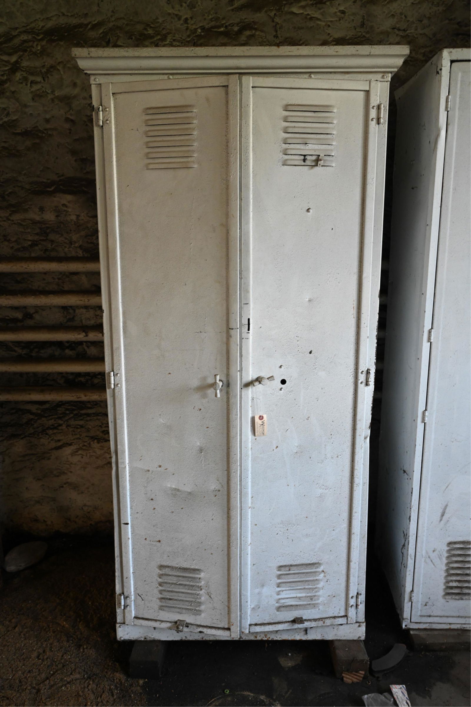 INDUSTRIAL METAL LOCKERS (1 of 7)