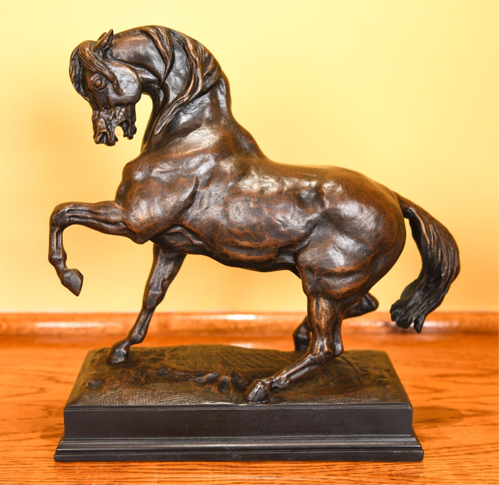 DECORATIVE CAST HORSE SCULPTURE (1 of 10)