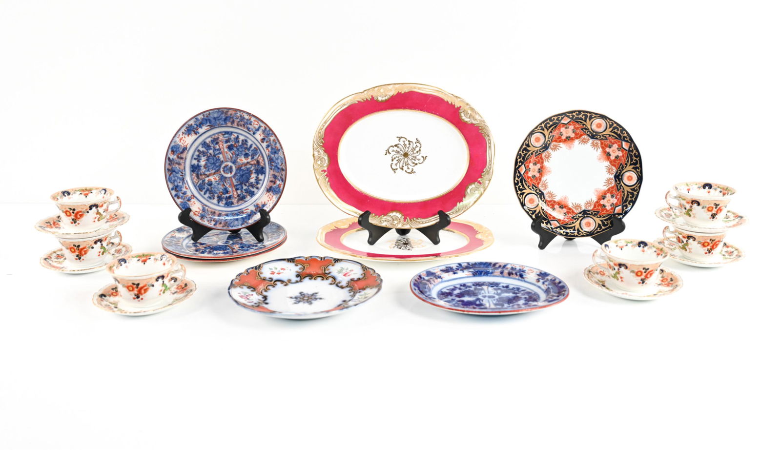 ANTIQUE PORCELAIN GROUPING INCL. WEDGWOOD (1 of 12)