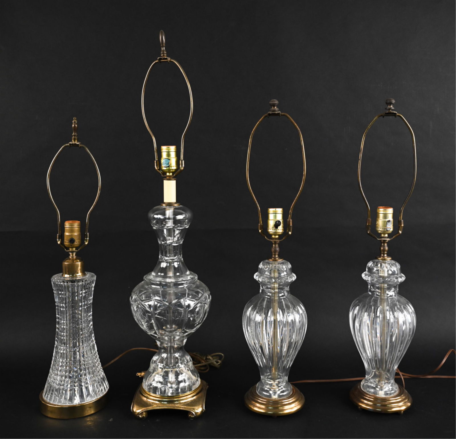 (4) VINTAGE CUT CRYSTAL & BRASS TABLE LAMPS (1 of 16)