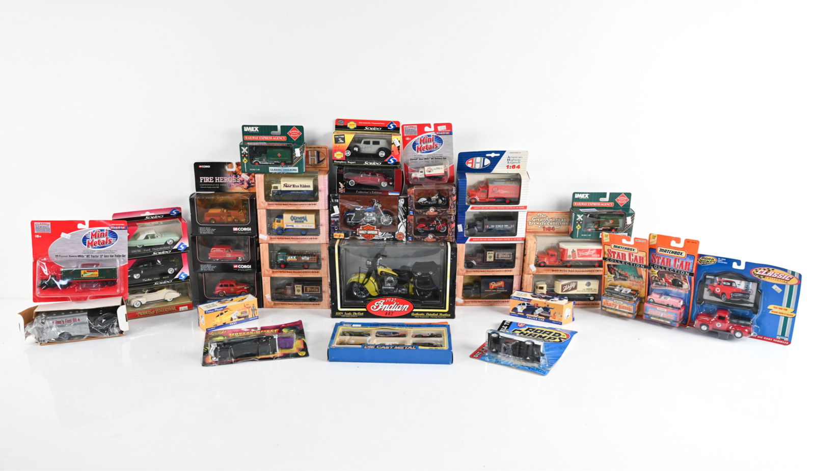 LARGE GROUPING OF TOYS IN BOXES (1 of 17)