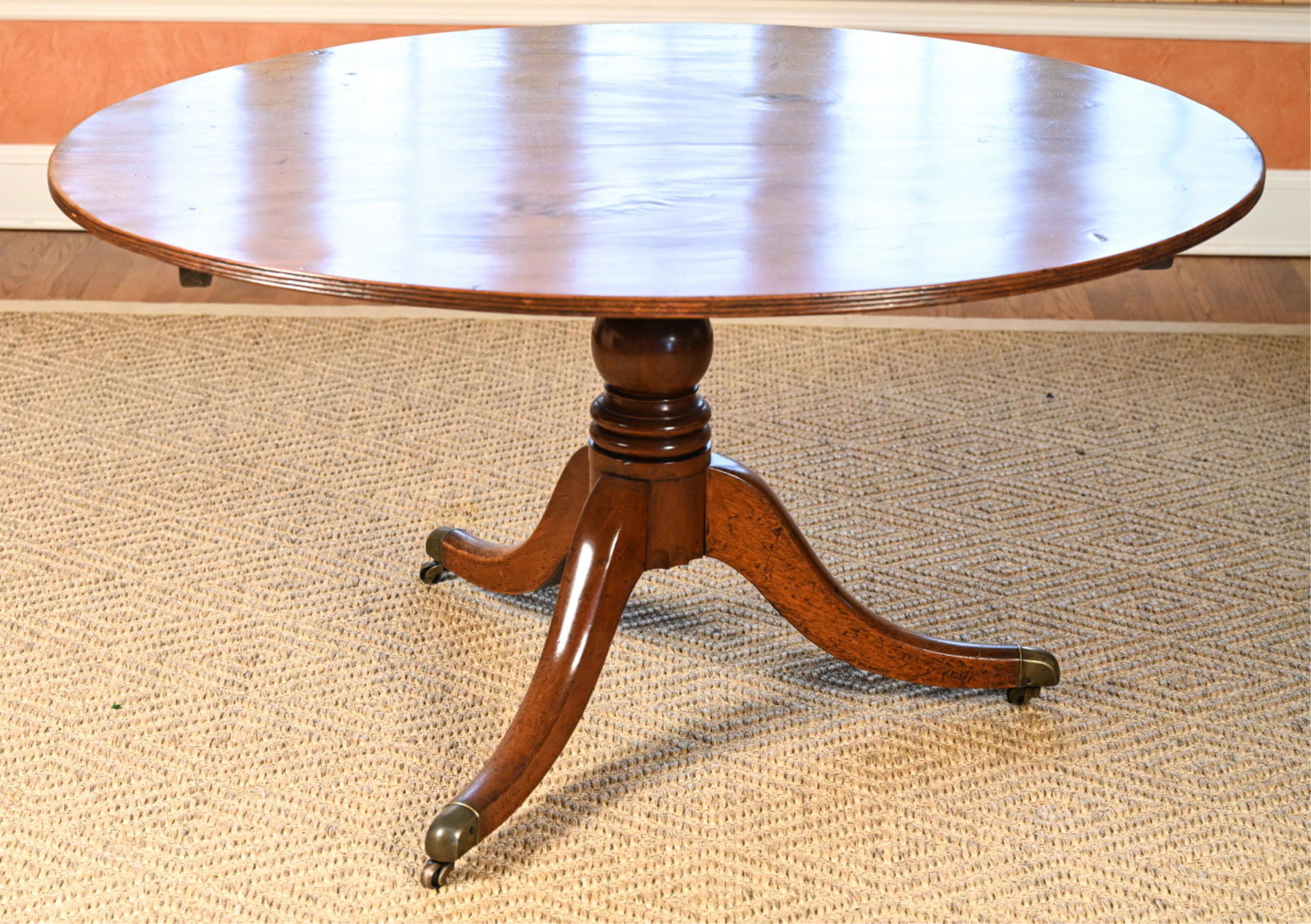 REGENCY-STYLE BREAKFAST TABLE (1 of 9)