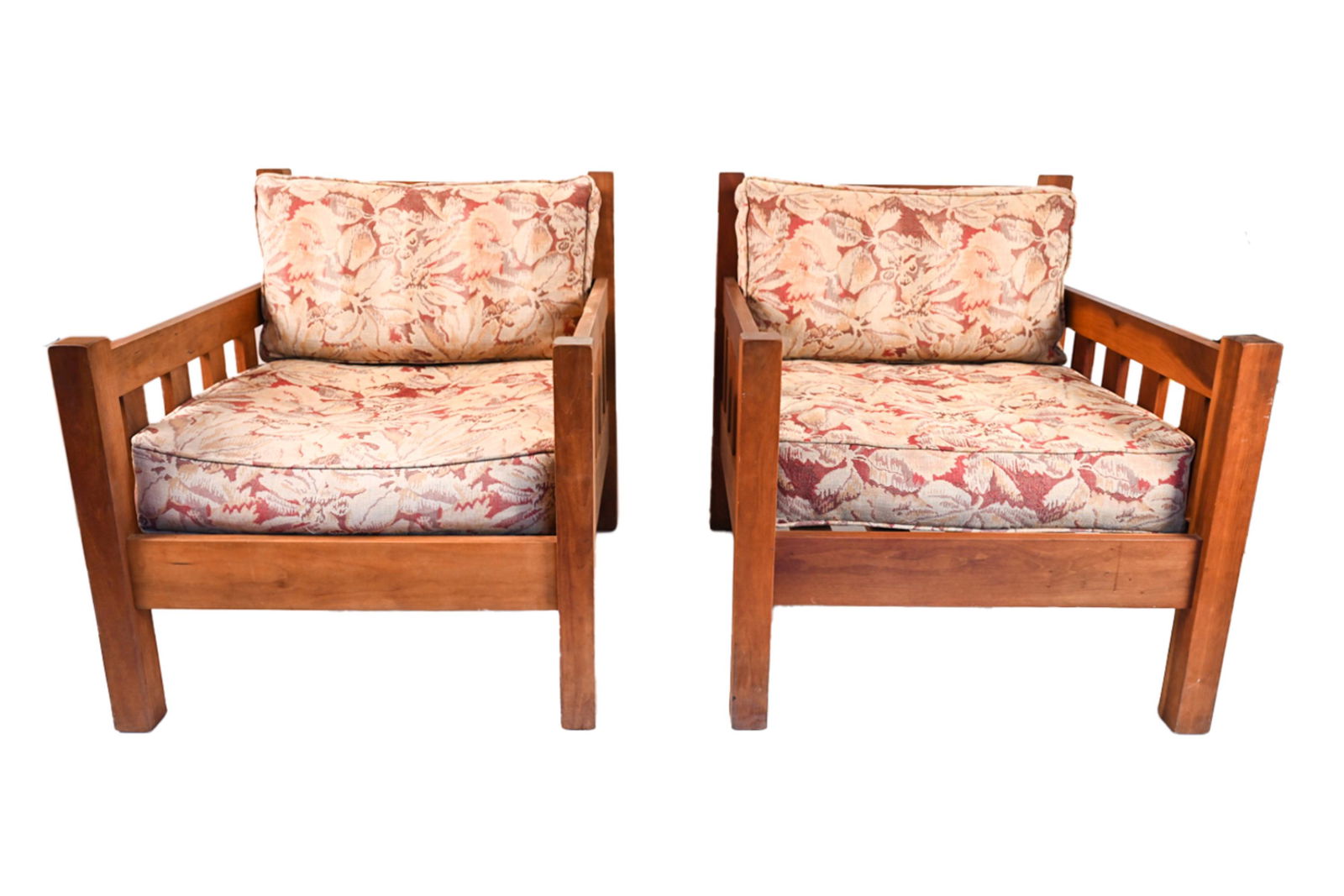PAIR VERMONT FURNITURE DESIGNS ARM CHAIRS (1 of 10)