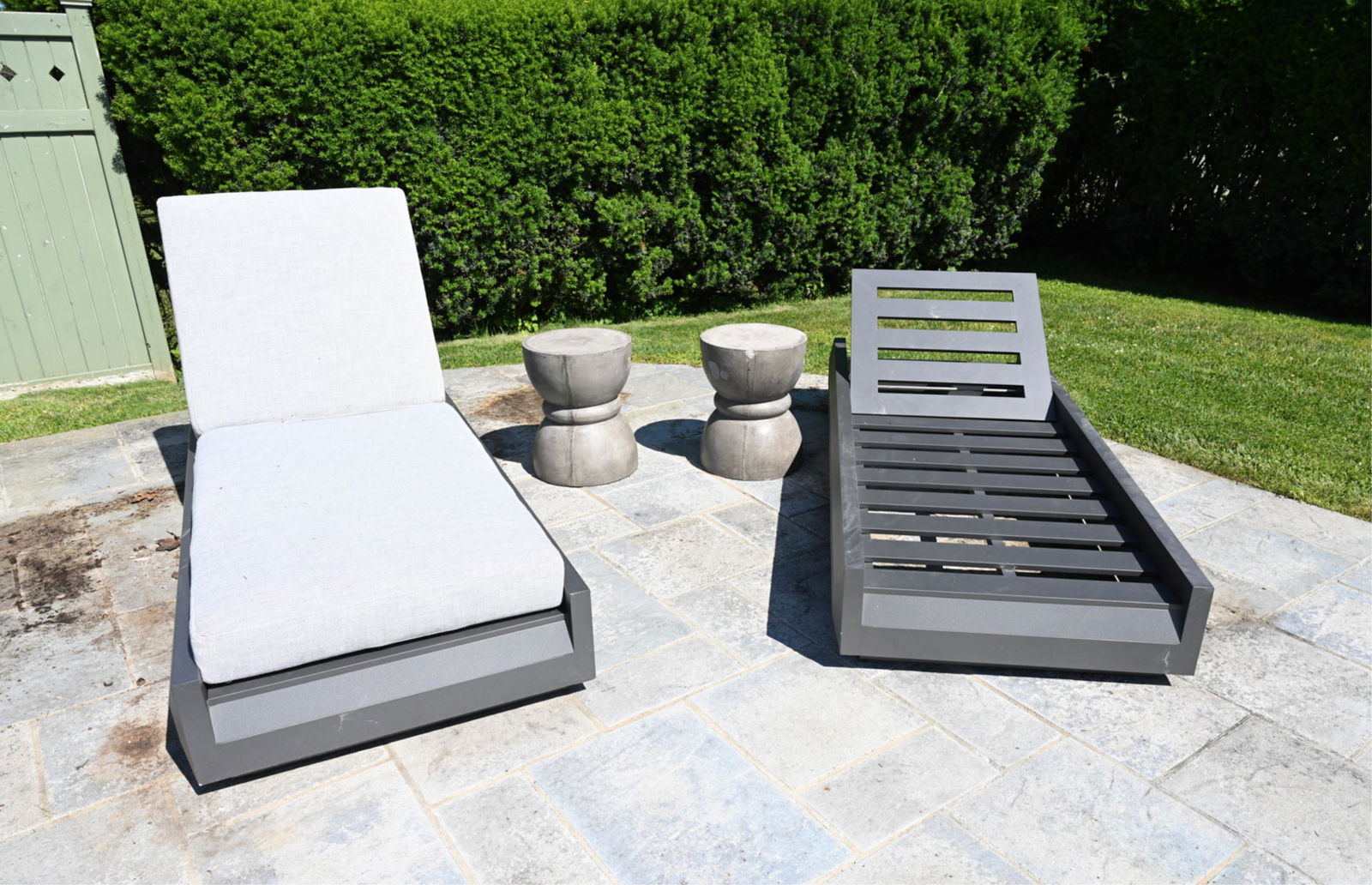 PAIR OF MODERN PATIO CHAISE LOUNGES & SIDE TABLES (1 of 10)