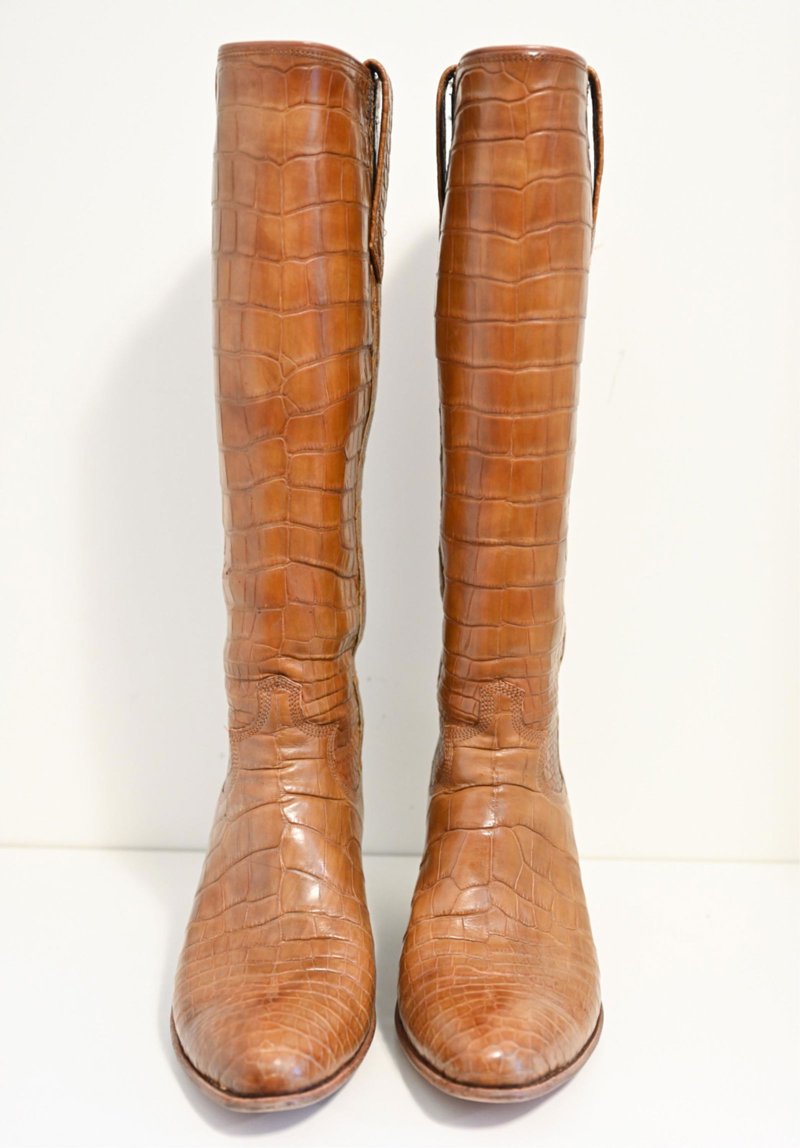 PAUL BOND ALLIGATOR LEATHER KNEE-HIGH BOOTS, 10 (1 of 9)