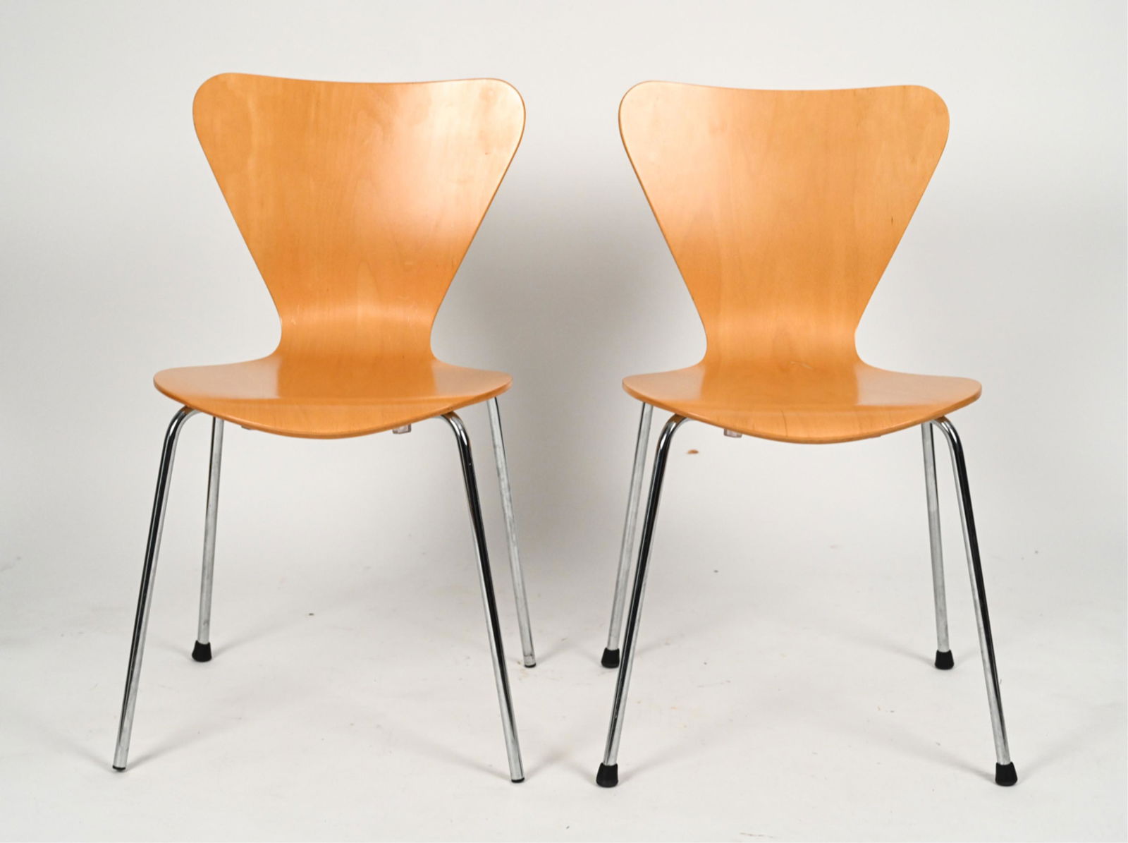 PAIR OF FRITZ HANSON STYLE WOODEN CHAIRS (1 of 8)