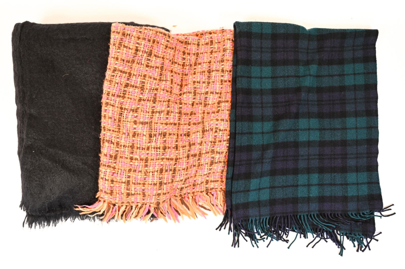 (3) FINE BLANKETS & THROWS (1 of 10)