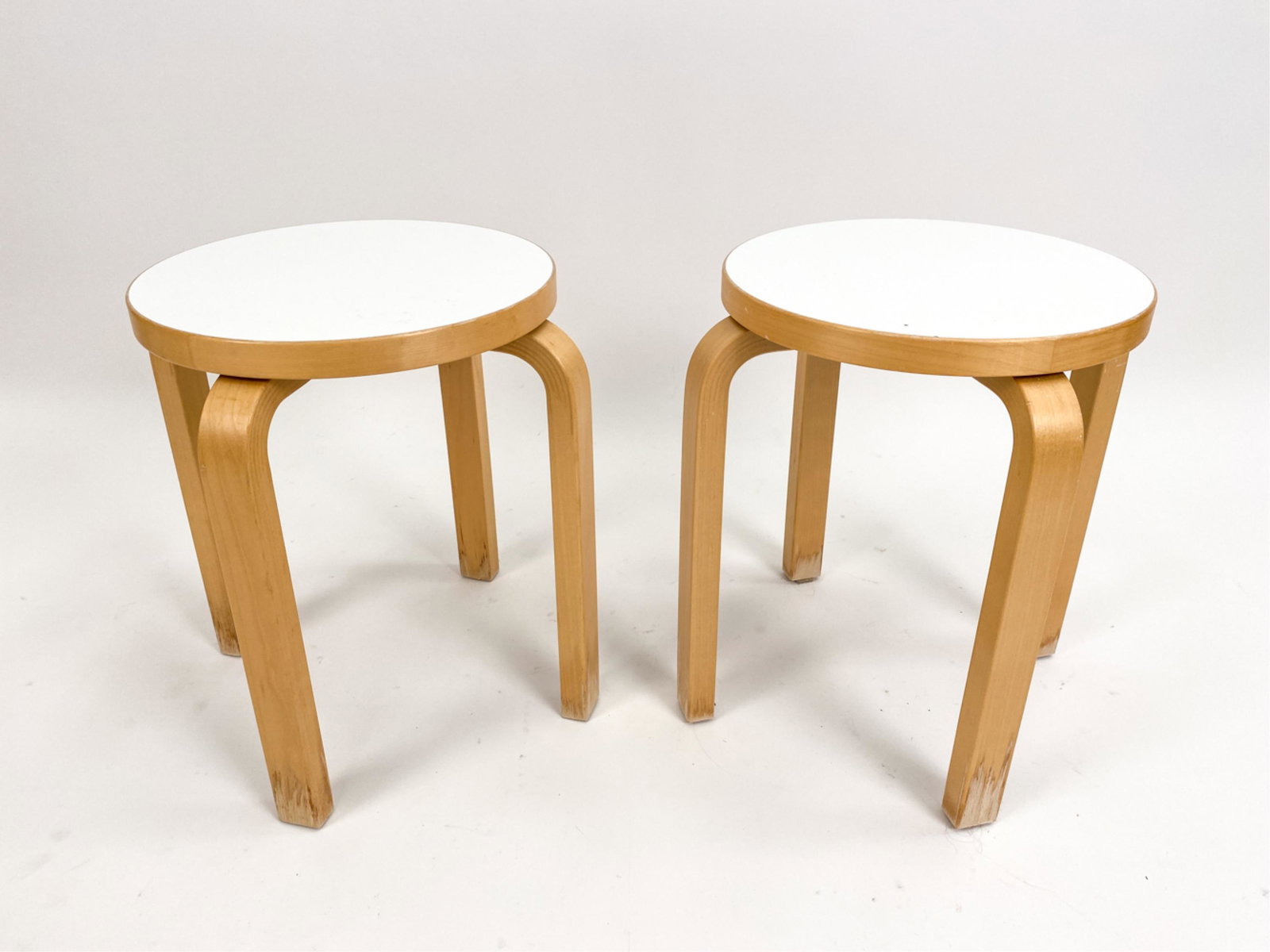 PAIR OF BIRCH ALVAR AALTO FOR ARTEK E60 STOOLS (1 of 11)