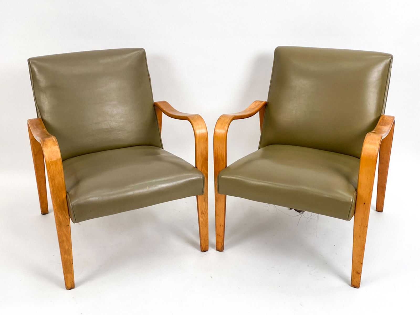 PAIR OF THONET BENTWOOD LOUNGE CHAIRS (1 of 12)