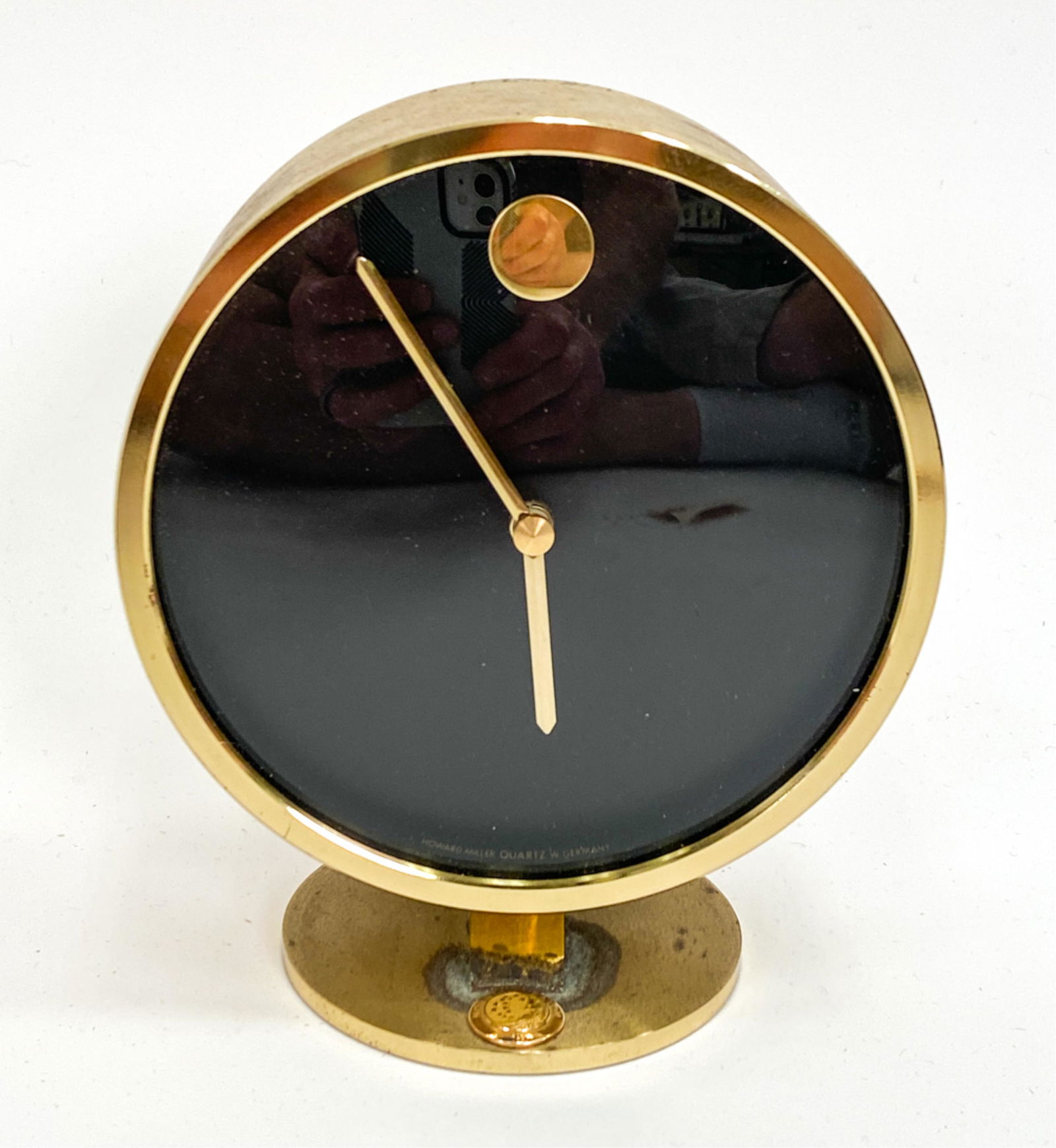 HOWARD MILLER MODERN DESK CLOCK (1 of 11)