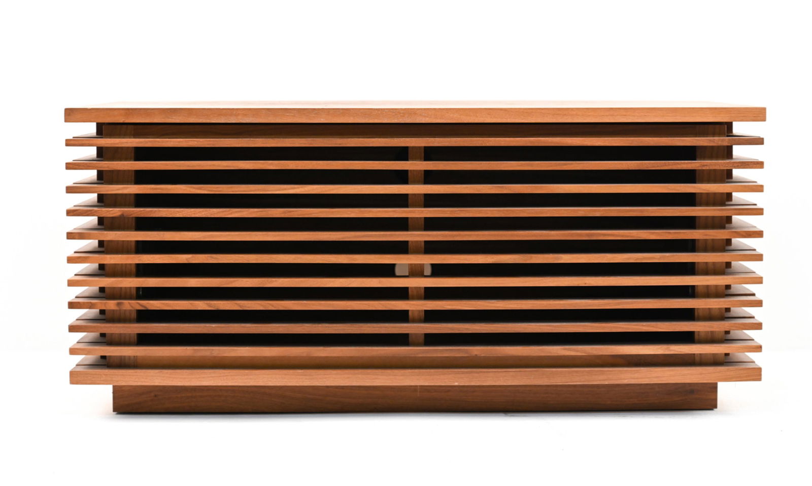 NATHAN YONG FOR DWR LINE MEDIA CONSOLE (1 of 11)