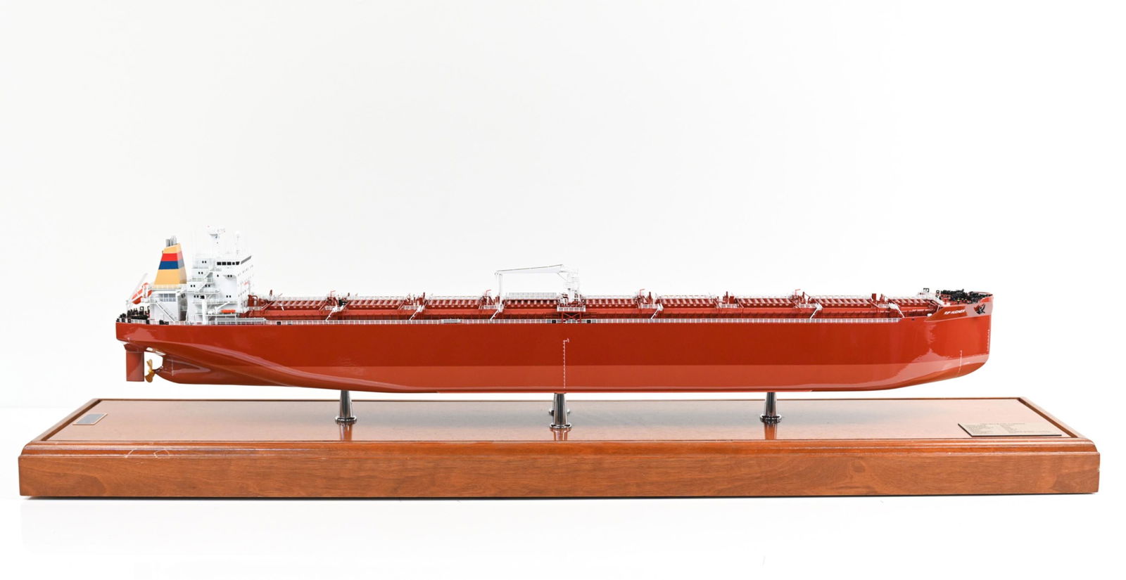 BULK CARRIER SHIP "RIP HUDNER" SCALE MODEL (1 of 20)