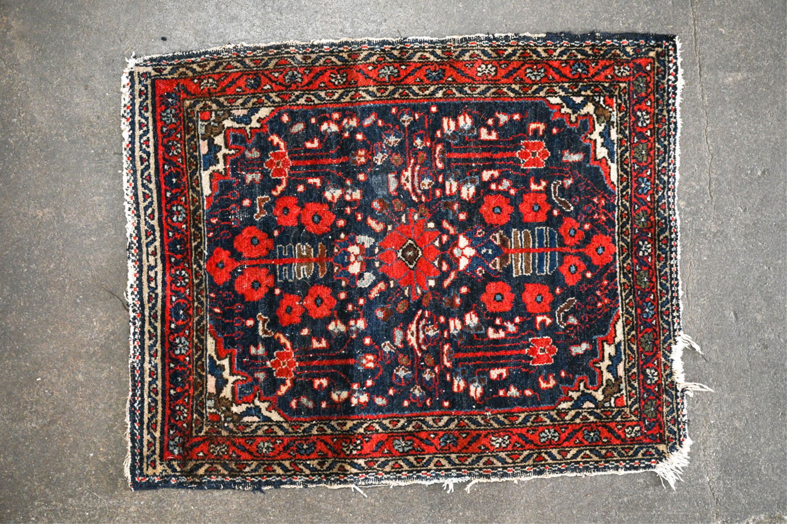 ANTIQUE IRANIAN HAMADAN MAT OR SAMPLER RUG (1 of 7)