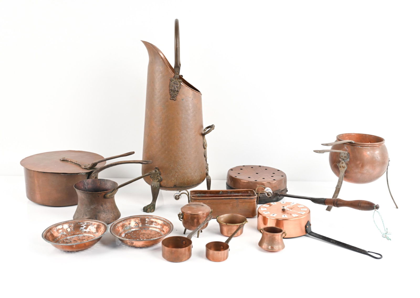 ANTIQUE COPPER GROUPING INCL. KITCHENWARE (1 of 11)