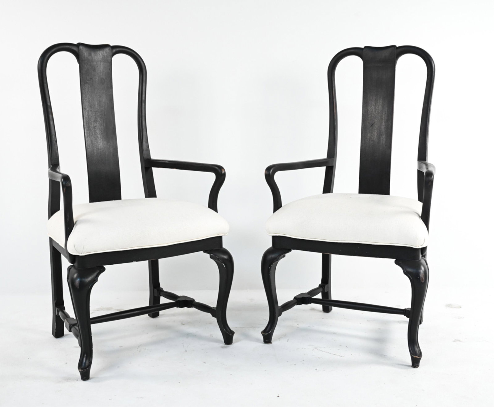 PAIR CONTEMPORARY QUEEN ANNE PAINTED THRONE CHAIRS: Pair of contemporary large-scale armchairs in the Queen Anne style, painted matte dark gray with woven cream upholstery. Apparently unlabeled. Dimensions: H 48.5" x W 26.5" x D 21.5" x SH 22" Conditio