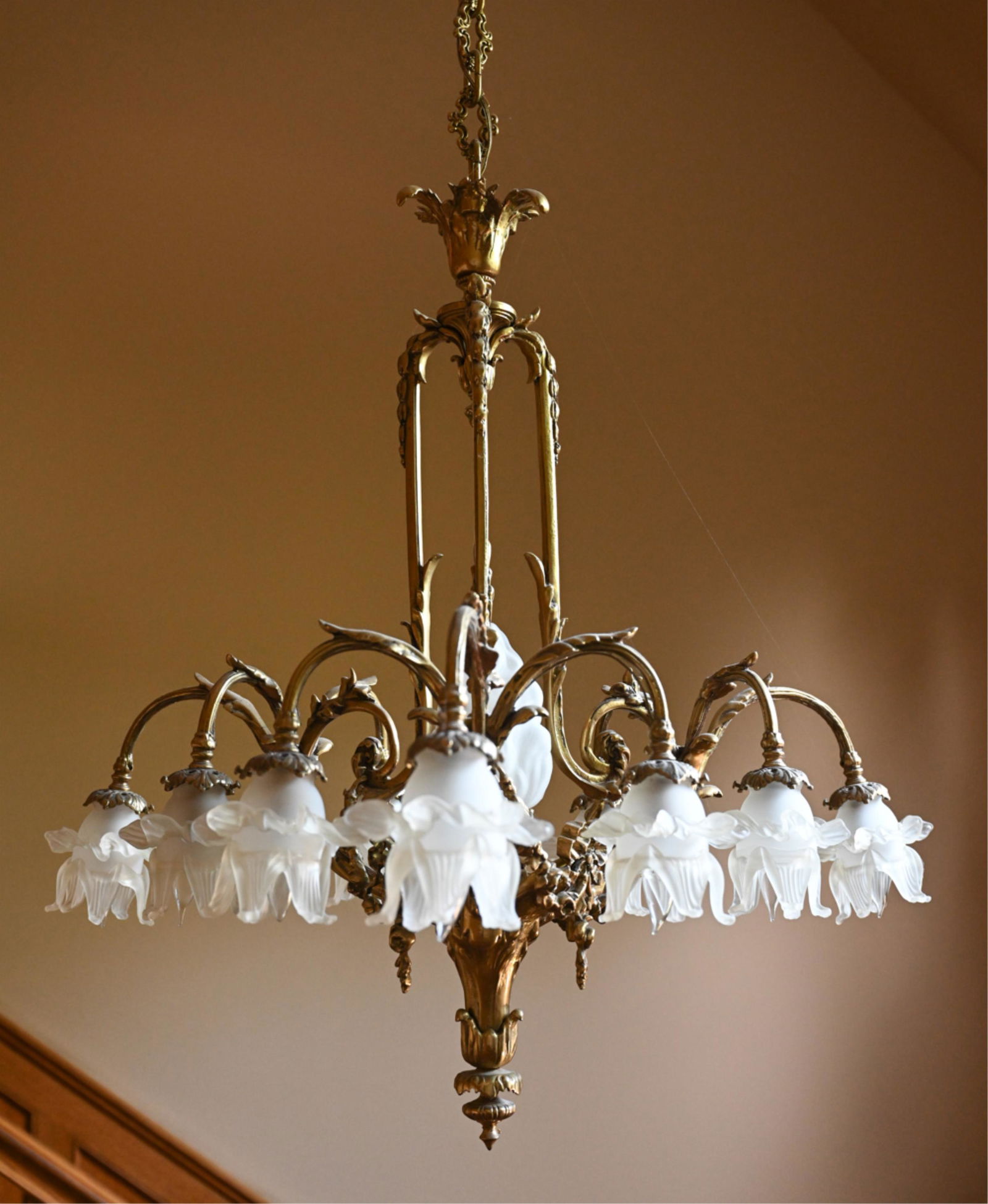 LARGE-SCALE FRENCH GILT BRONZE CHANDELIER (1 of 20)