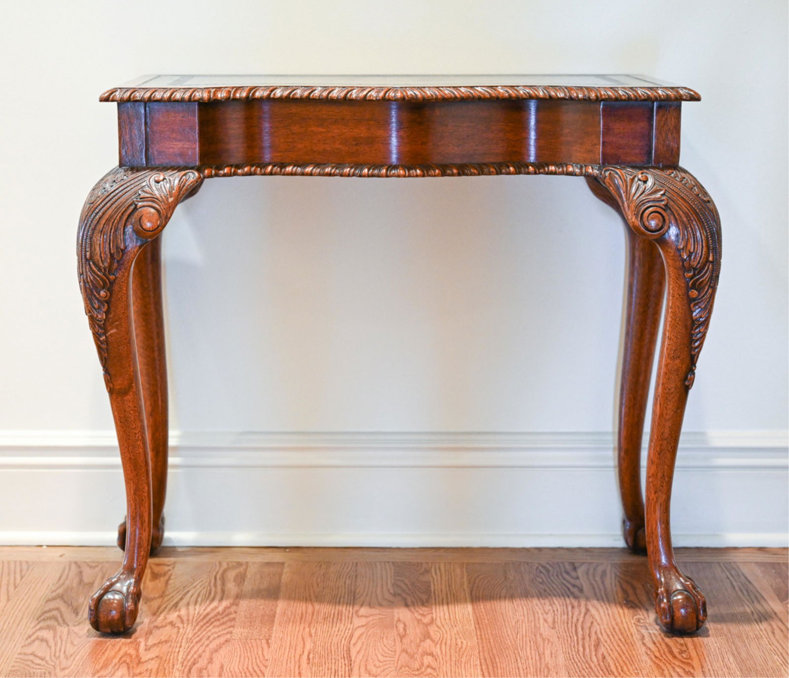 LINEAGE HOME CHIPPENDALE-STYLE CONSOLE TABLE (1 of 11)