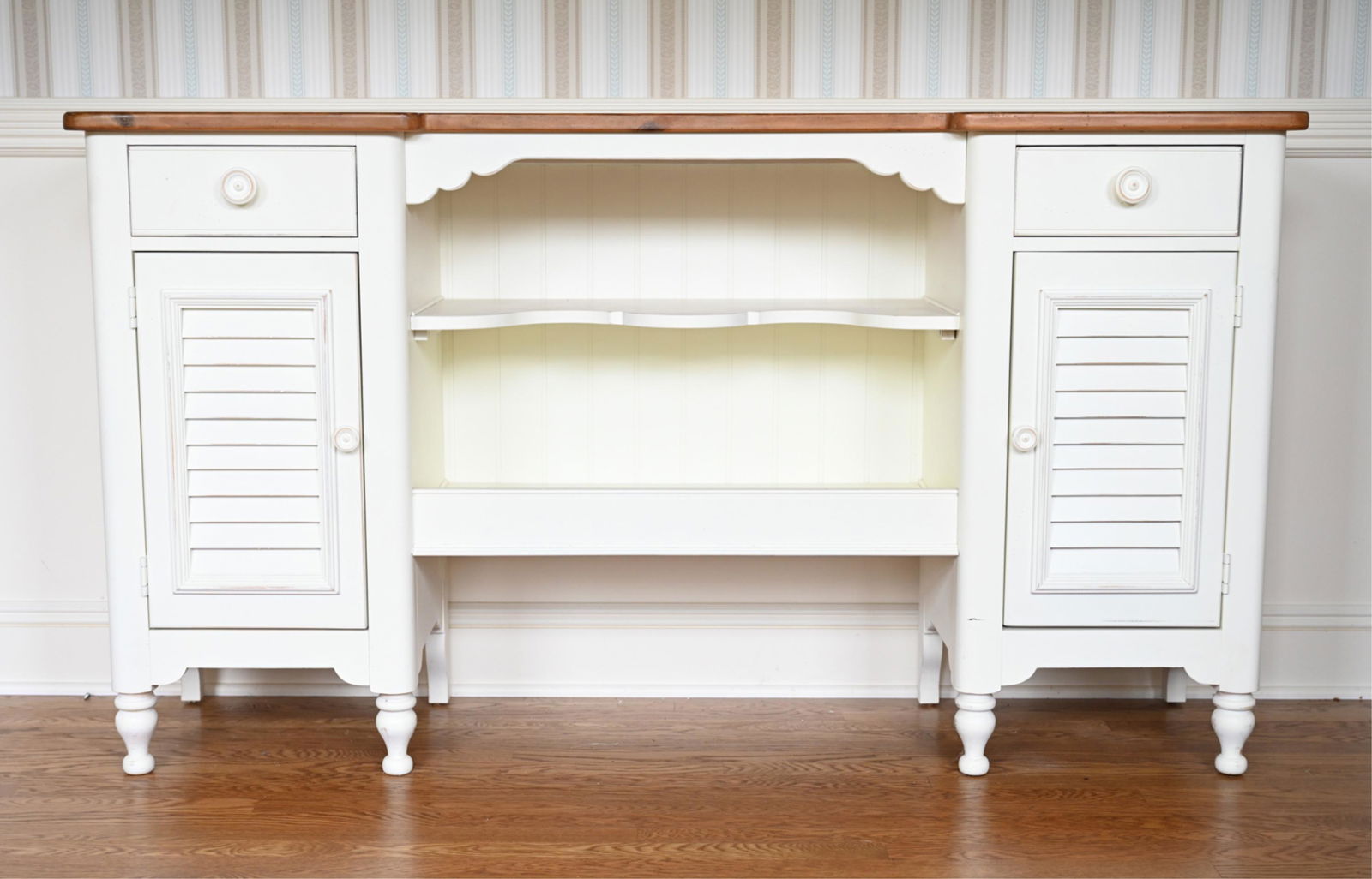 LEXINGTON FARMHOUSE BUFFET OR SIDEBOARD (1 of 10)