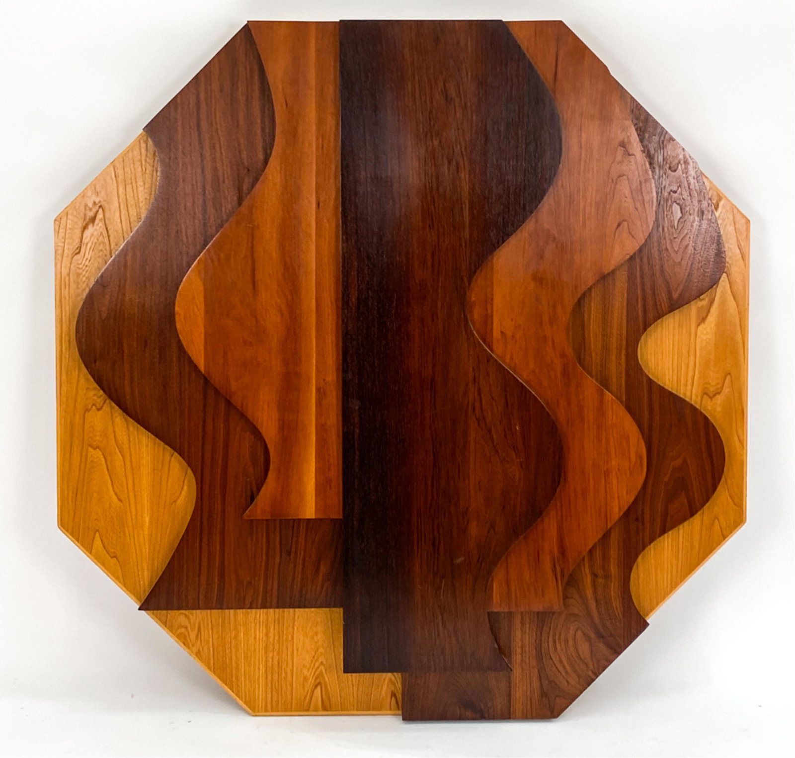 ABSTRACT WOODEN SCULPTURE (1 of 8)