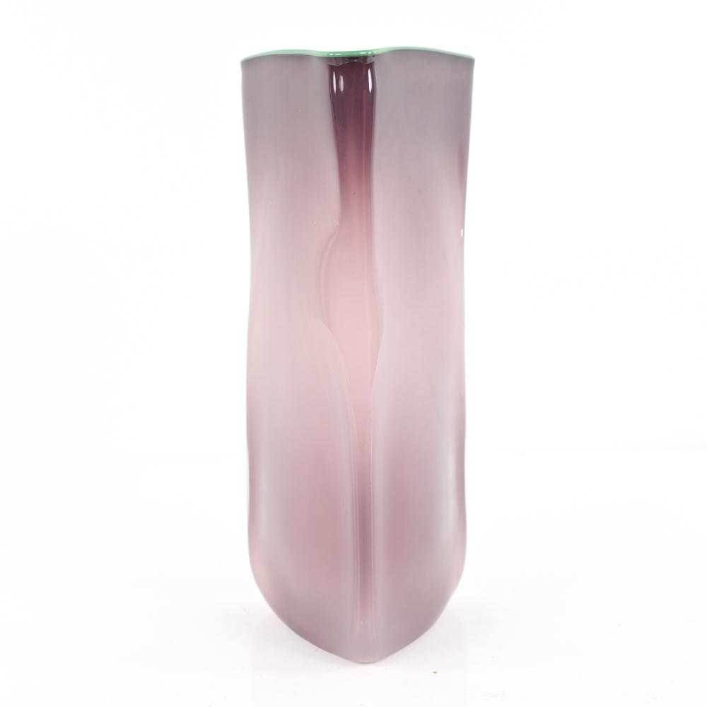 MODERN STUDIO ART GLASS VASE (1 of 7)