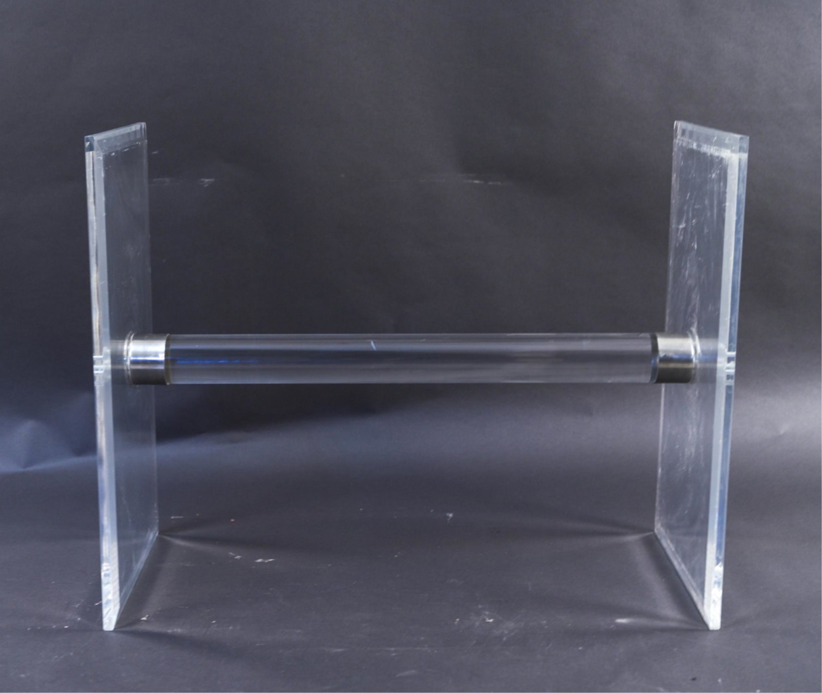 MODERN LUCITE TABLE BASE (1 of 8)