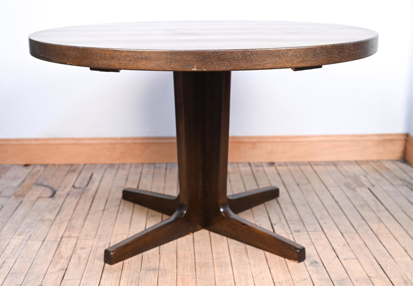 KAI KRISTIANSEN MODEL 42 OAK DINING TABLE (1 of 15)