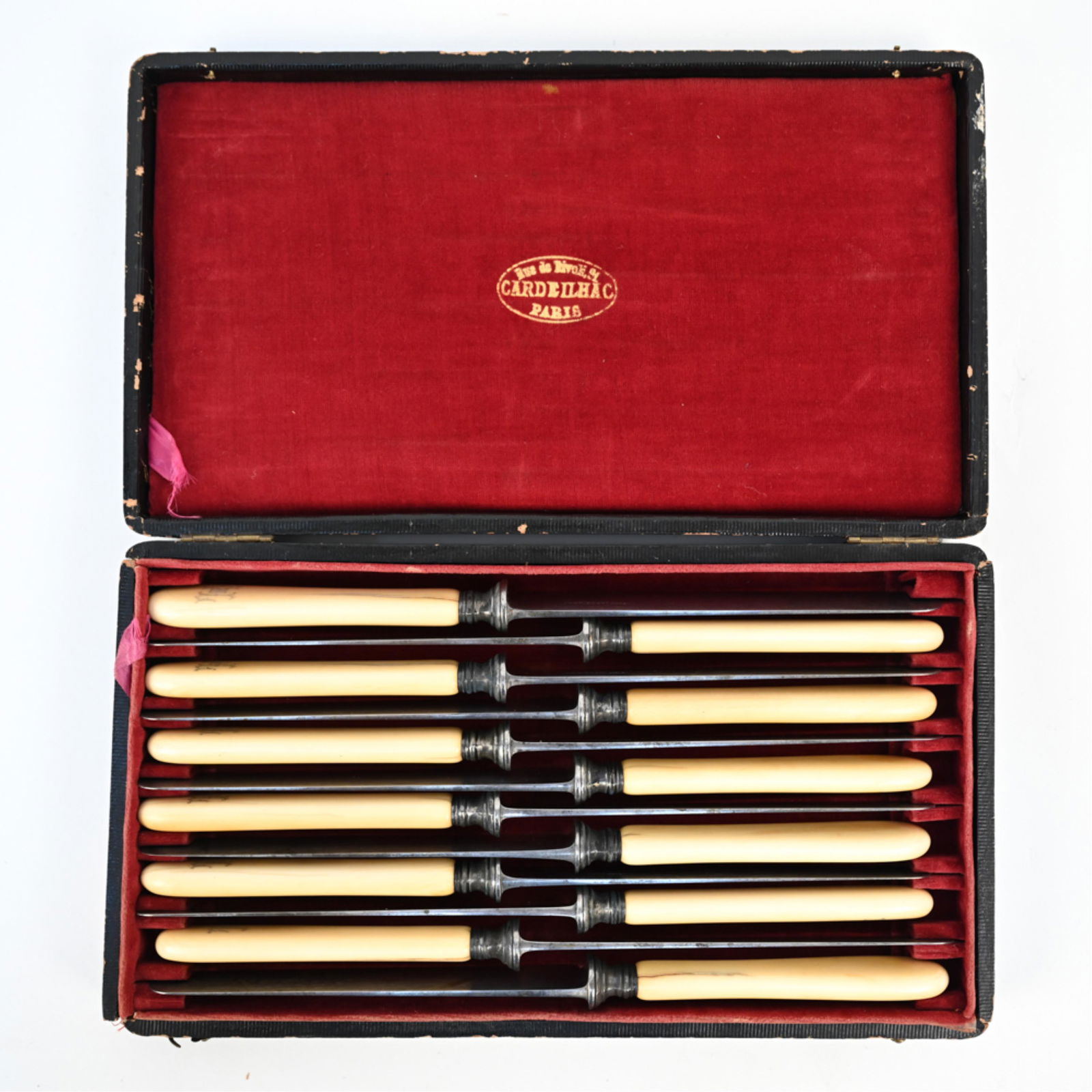 SET OF (12) CARDEILHAC KNIVES (1 of 8)