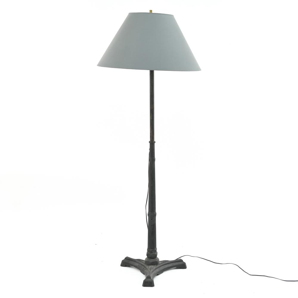 IRON FLOOR LAMP (1 of 11)