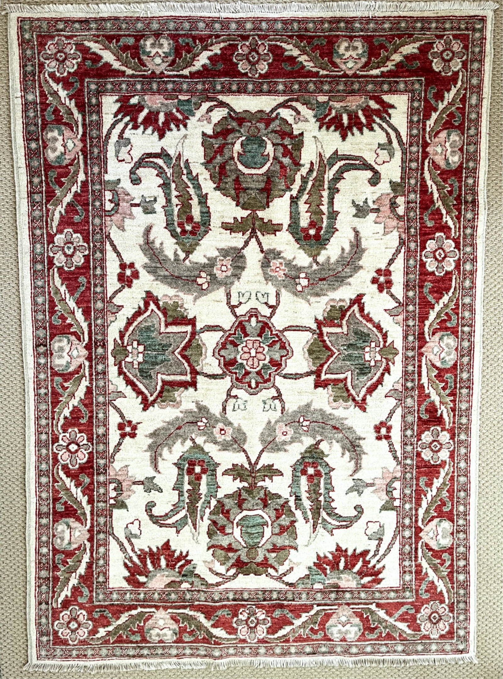 HAND WOVEN ORIENTAL RUG (1 of 9)