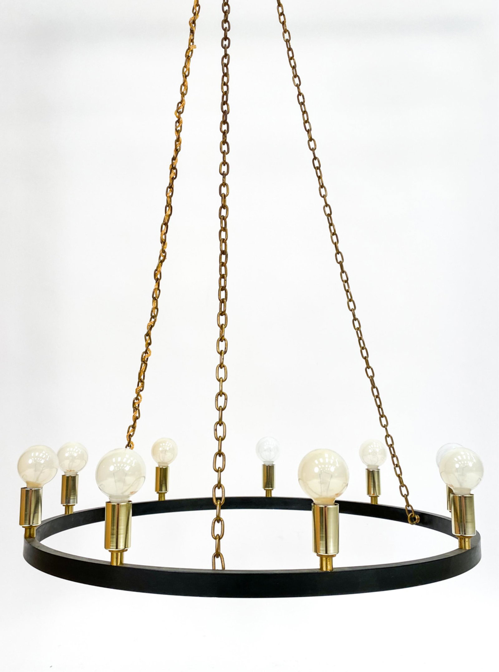 LIGHTOLIER CHANDELIER: Dimensions: Drop 42" x Dia. 24" Condition: Not tested. Chain slightly tarnished.