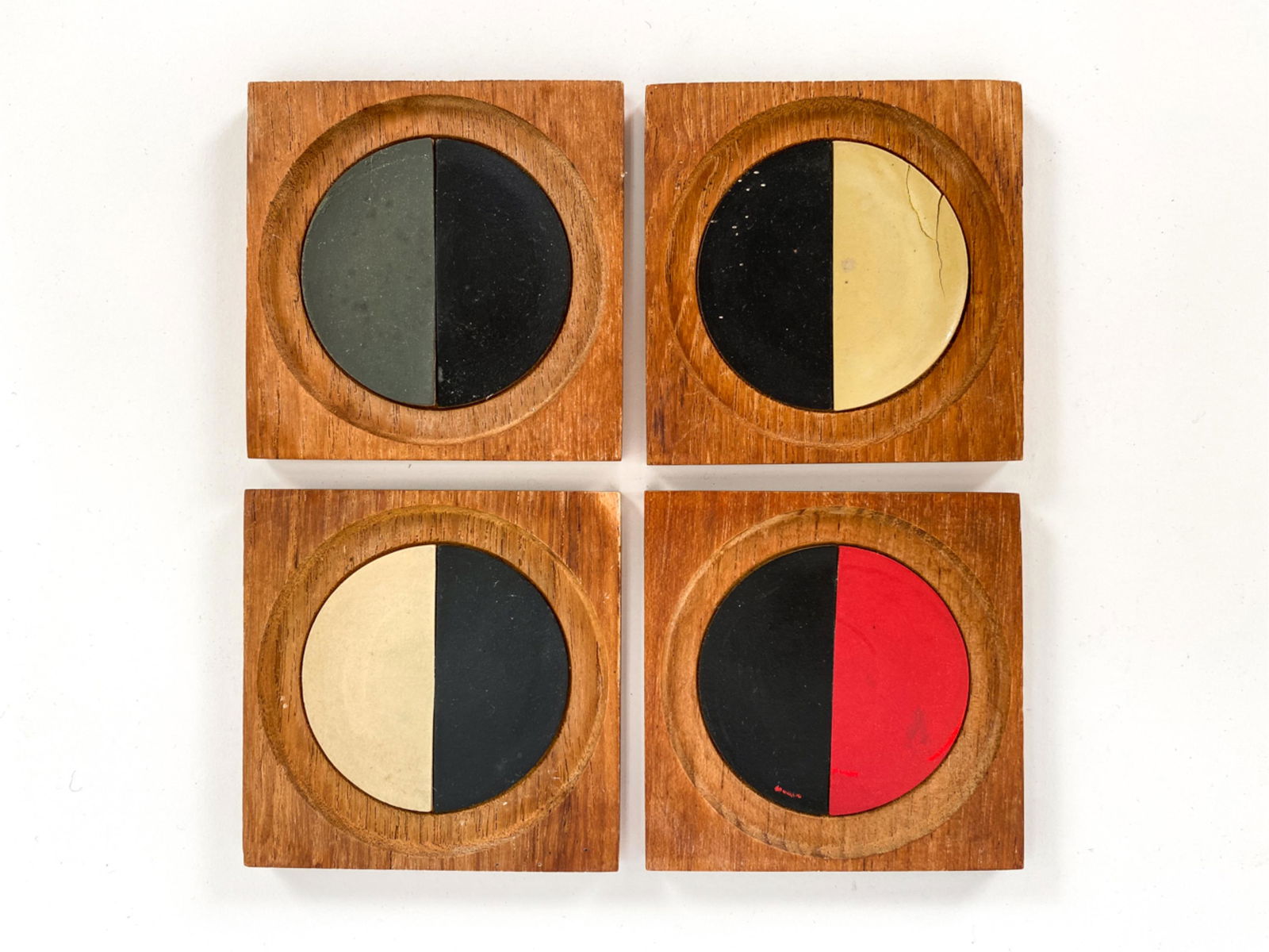 (4) LAURIDS LONGBORG DANISH TEAK COASTERS (1 of 9)
