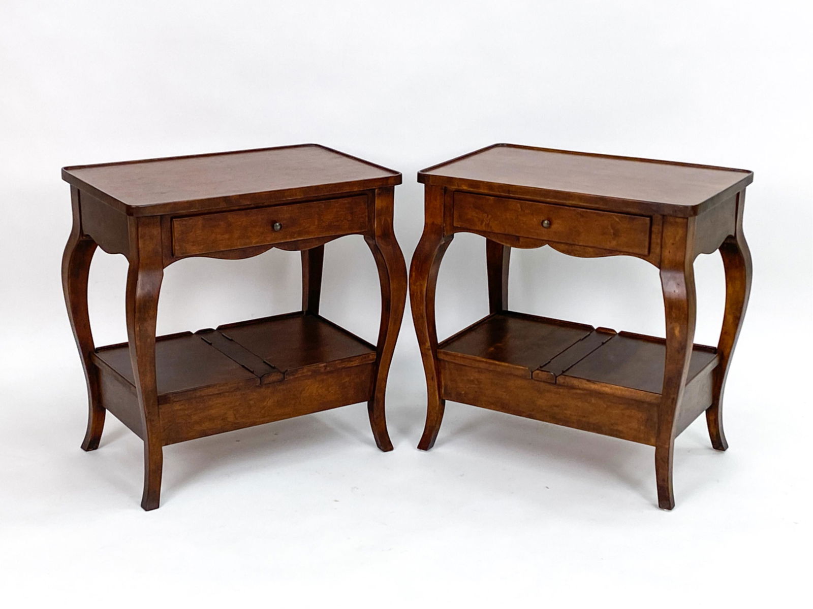 PAIR OF OF LILLIAN AUGUST NIGHTSTANDS / END TABLES (1 of 16)