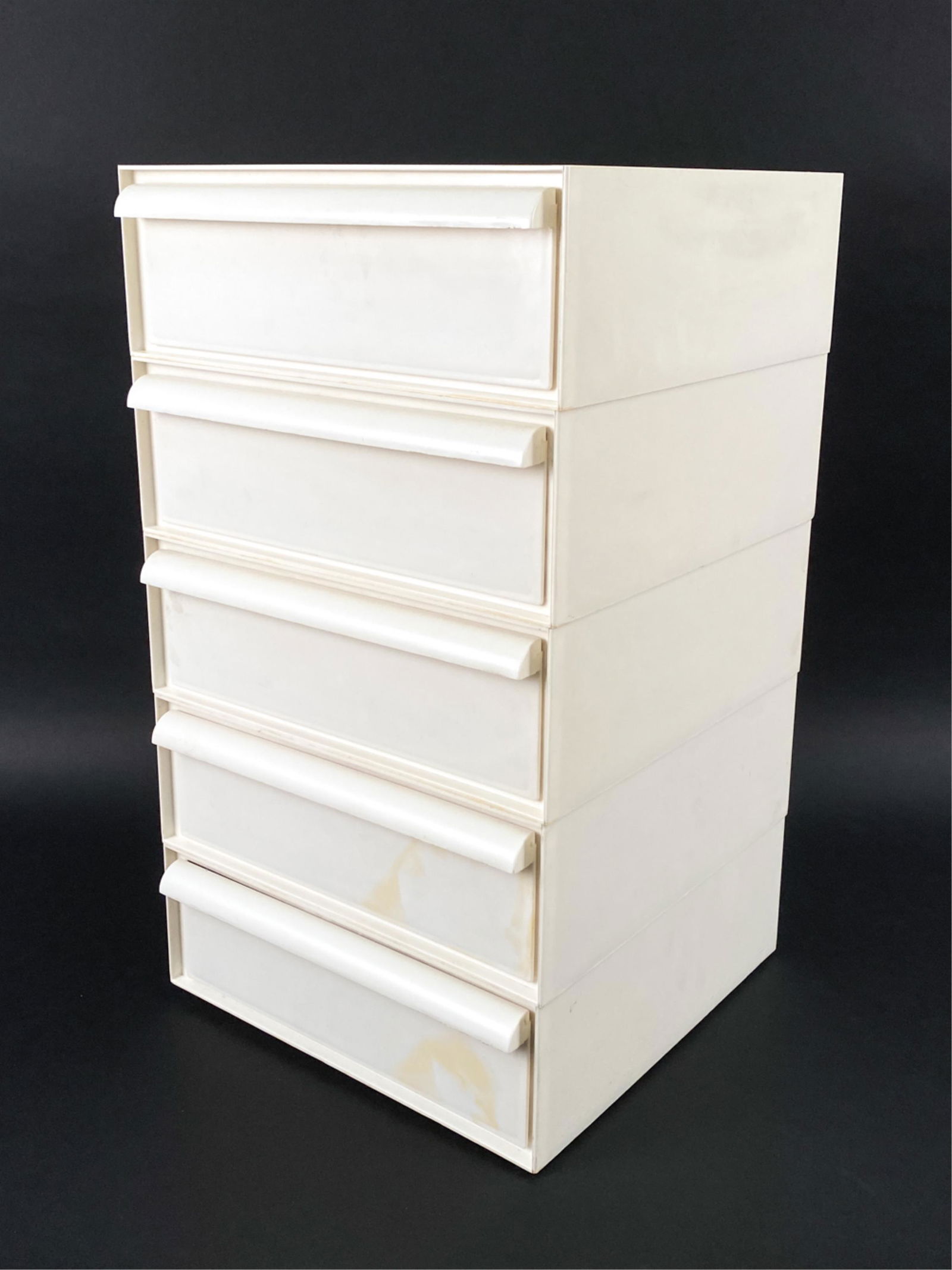 SIMON FUSSELL FOR KARTELL STACKING DRAWERS (1 of 8)
