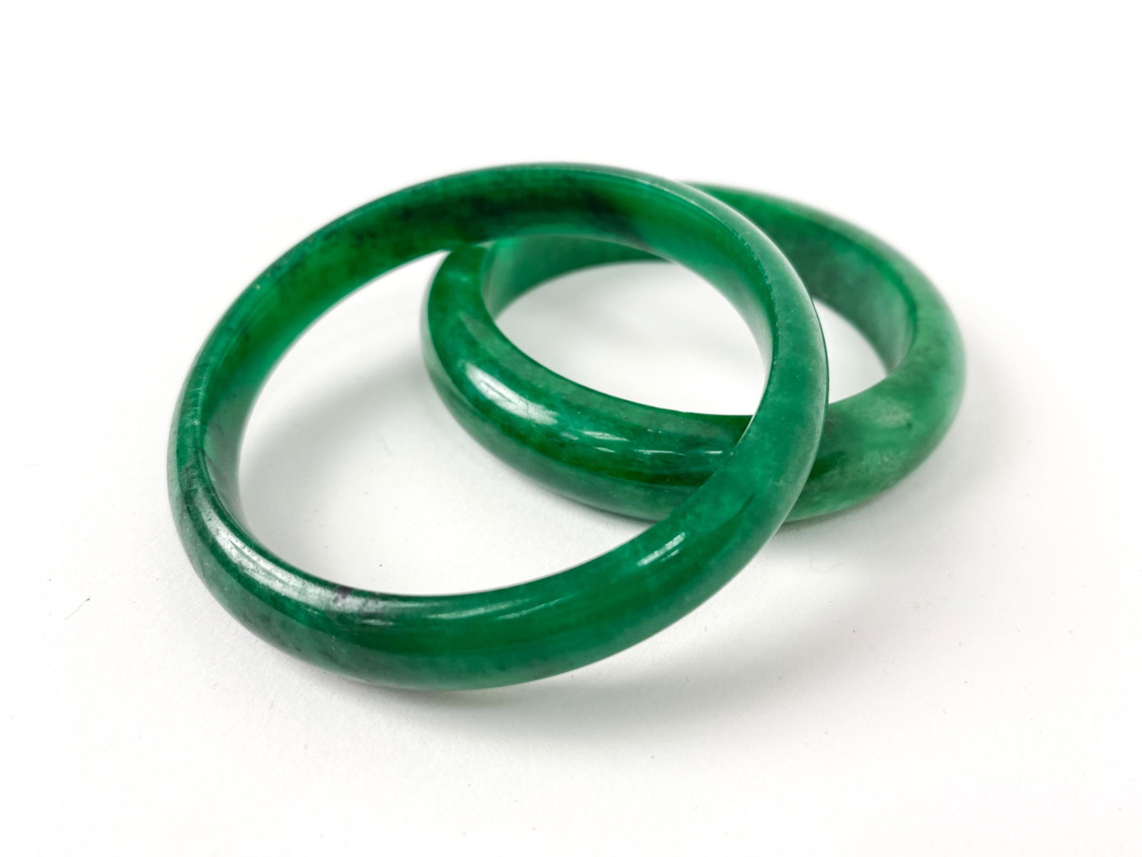 (2) CHINESE JADEITE BANGLE BRACELETS (1 of 9)