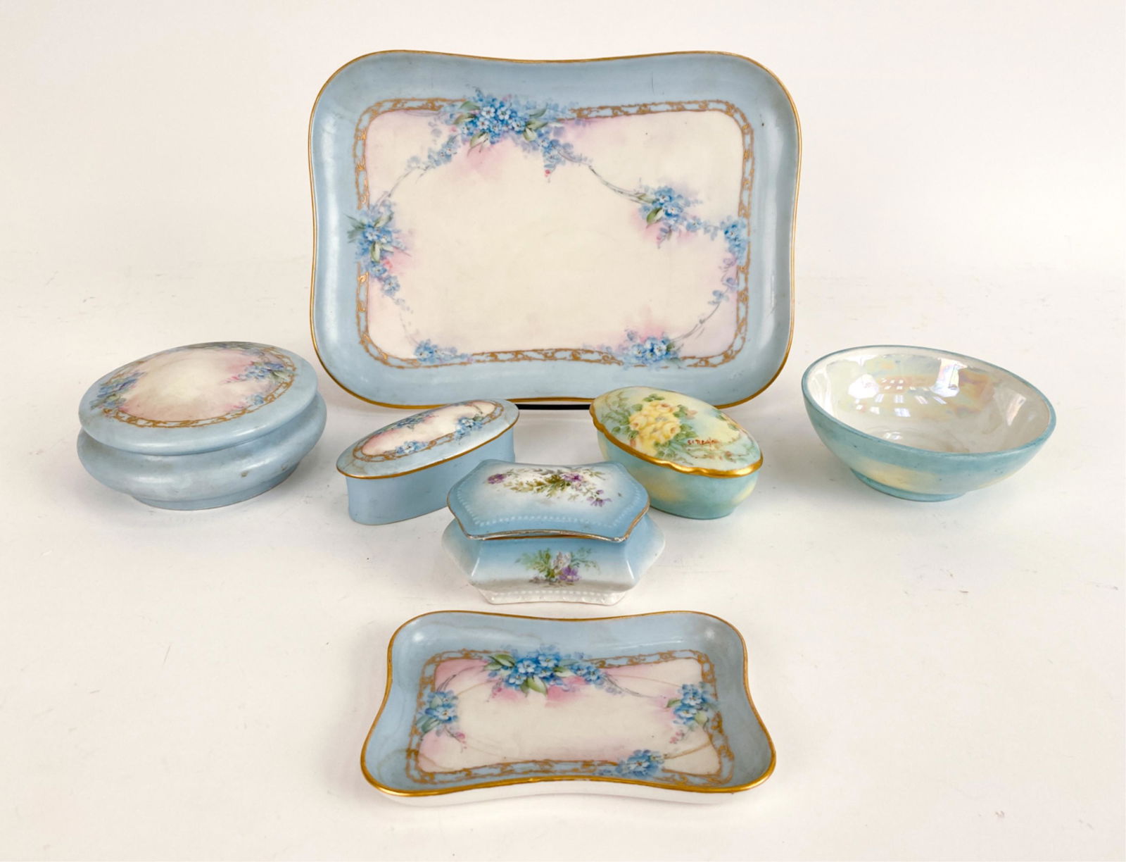 (7) PORCELAIN ENAMEL DECORATED VANITY GROUPING (1 of 13)