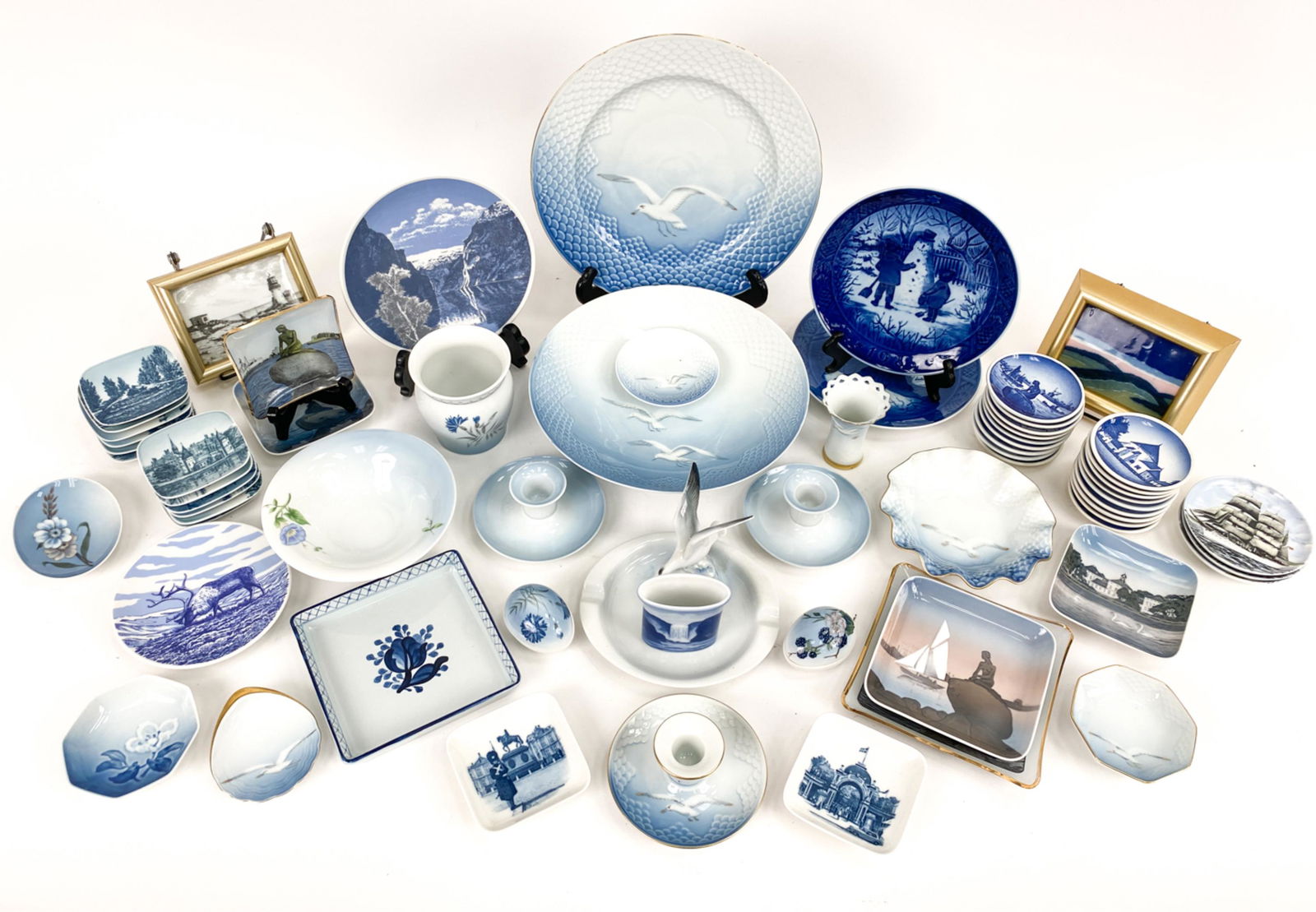 GROUPING VINTAGE DANISH COPENHAGEN PORCELAIN (1 of 17)