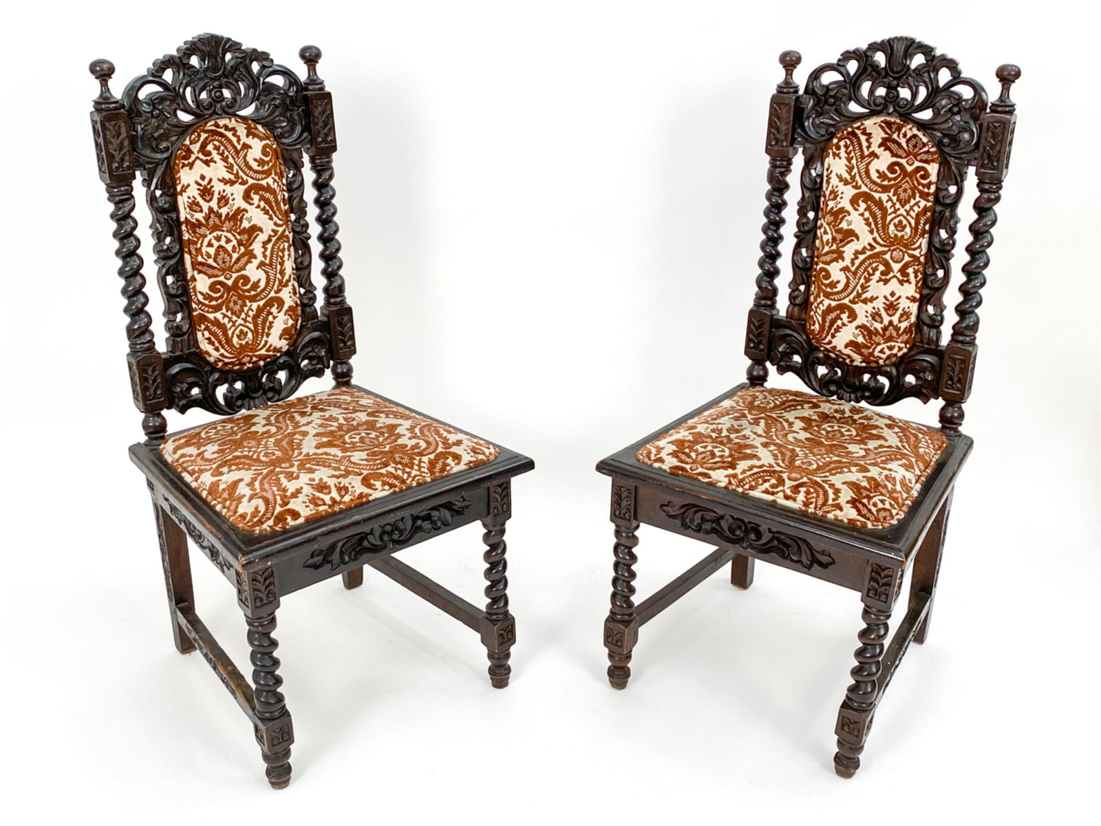 PAIR OF BAROQUE REVIVAL CARVED WOOD SIDE CHAIRS (1 of 19)