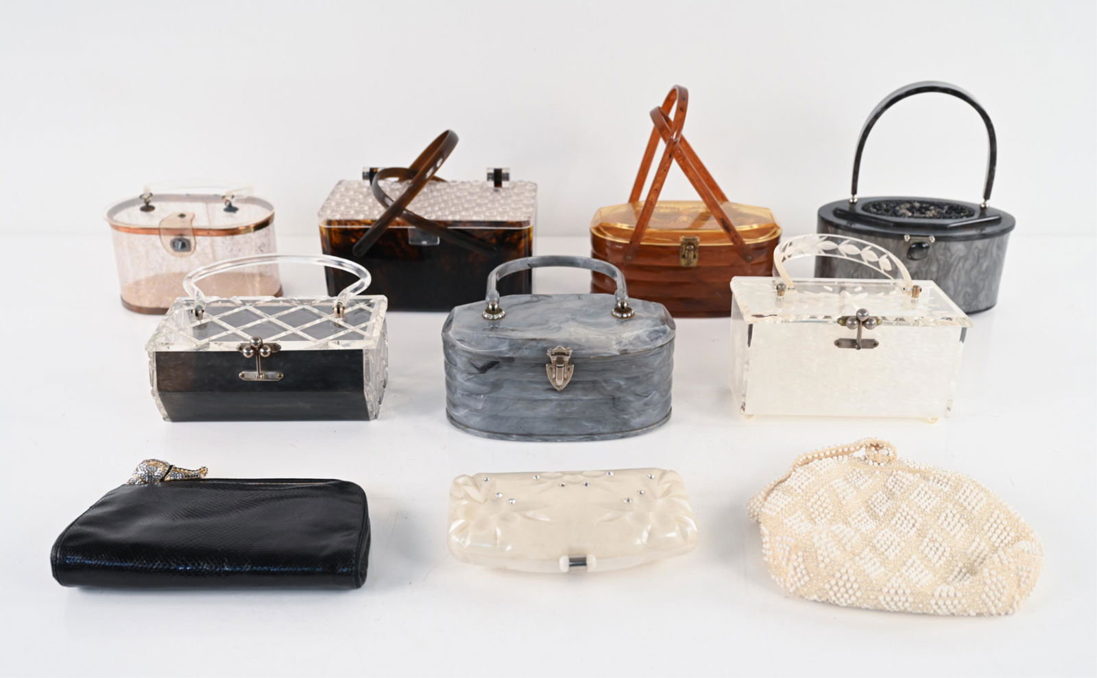 VINTAGE HANDBAGS INC. JUDITH LEIBER & LUCITE (1 of 19)