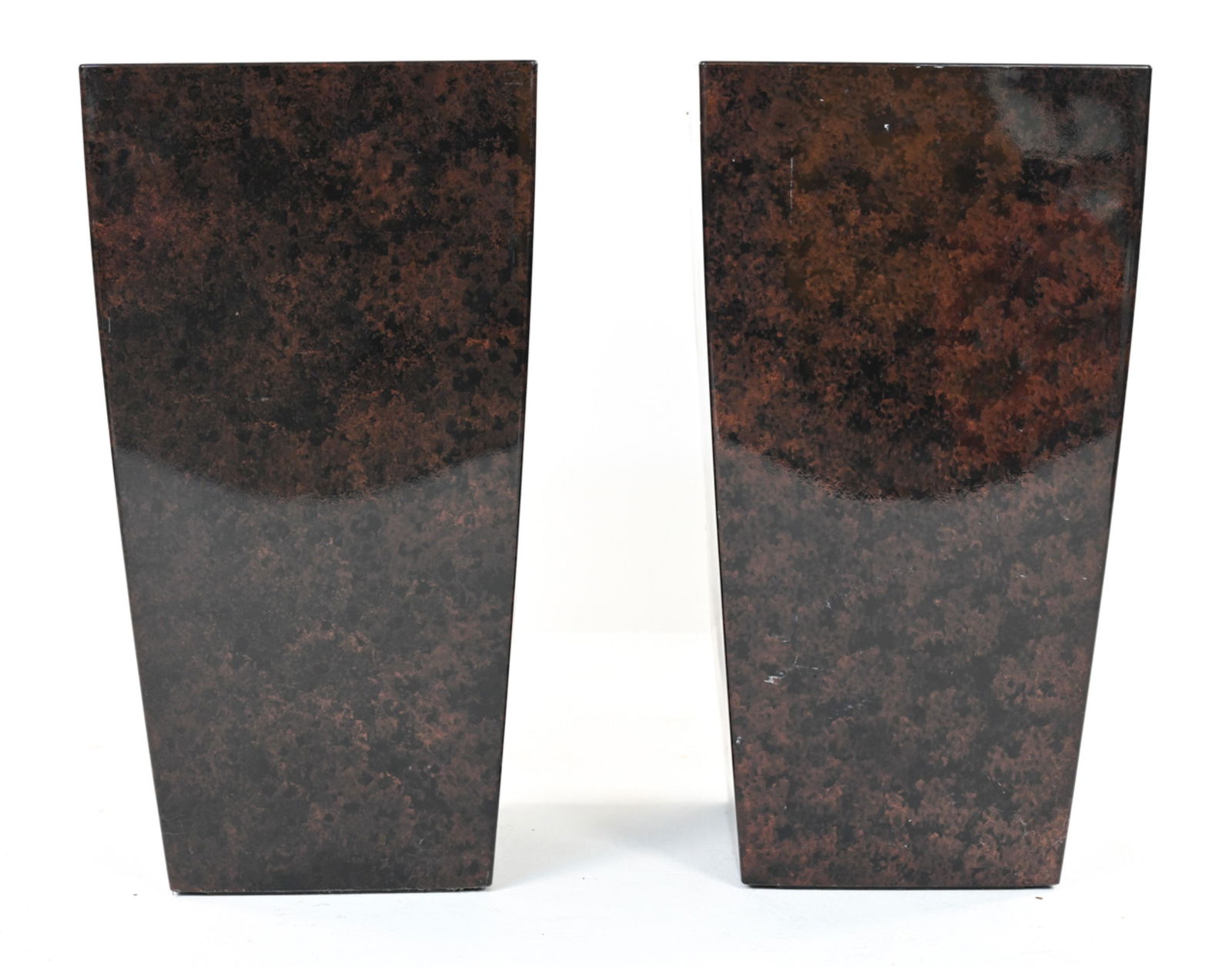 PAIR OF OVERSIZED CUBICO SELF-WATERING PLANTERS (1 of 9)