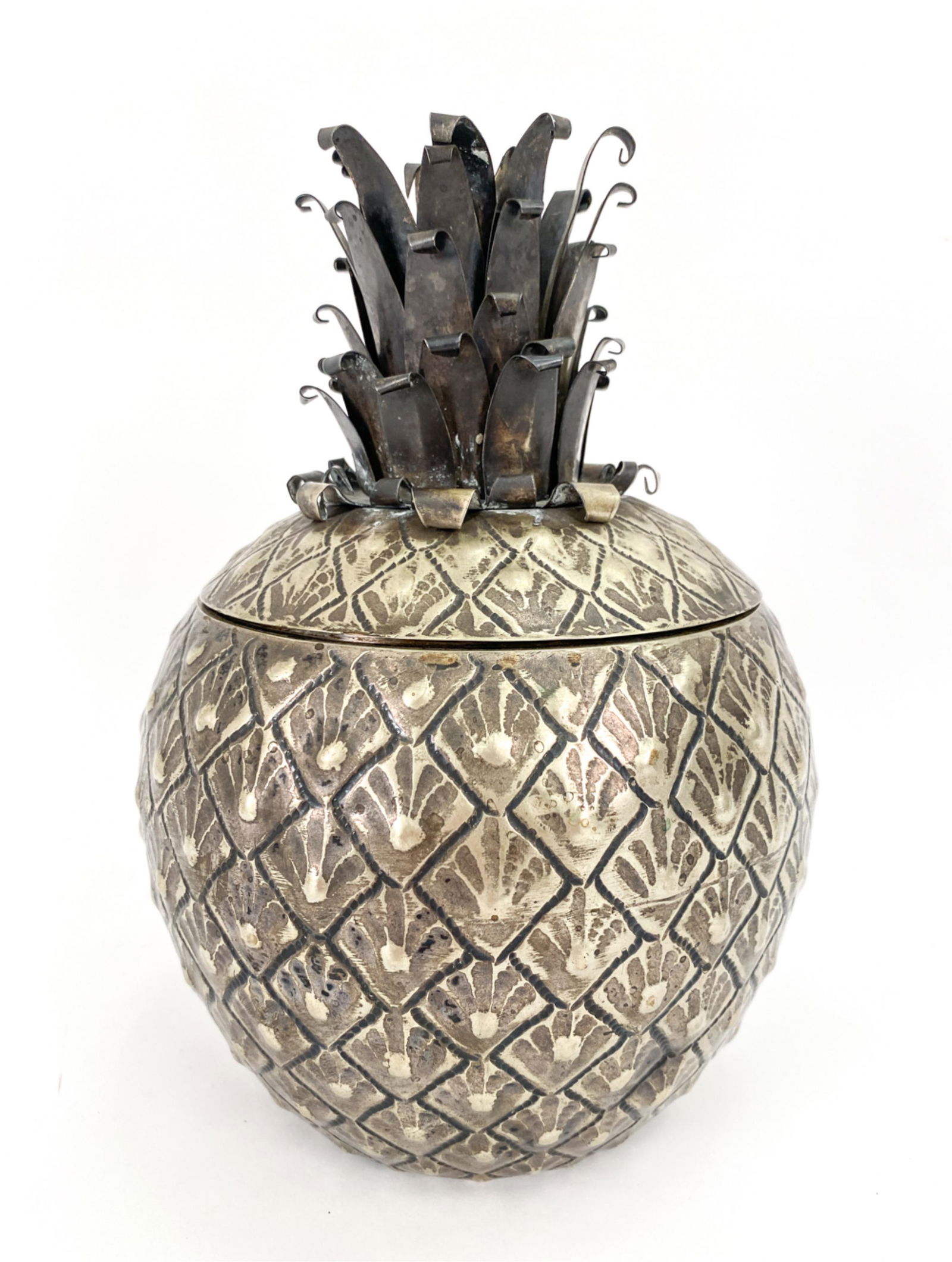 MODERN SILVERPLATE PINEAPPLE ICE BUCKET (1 of 10)