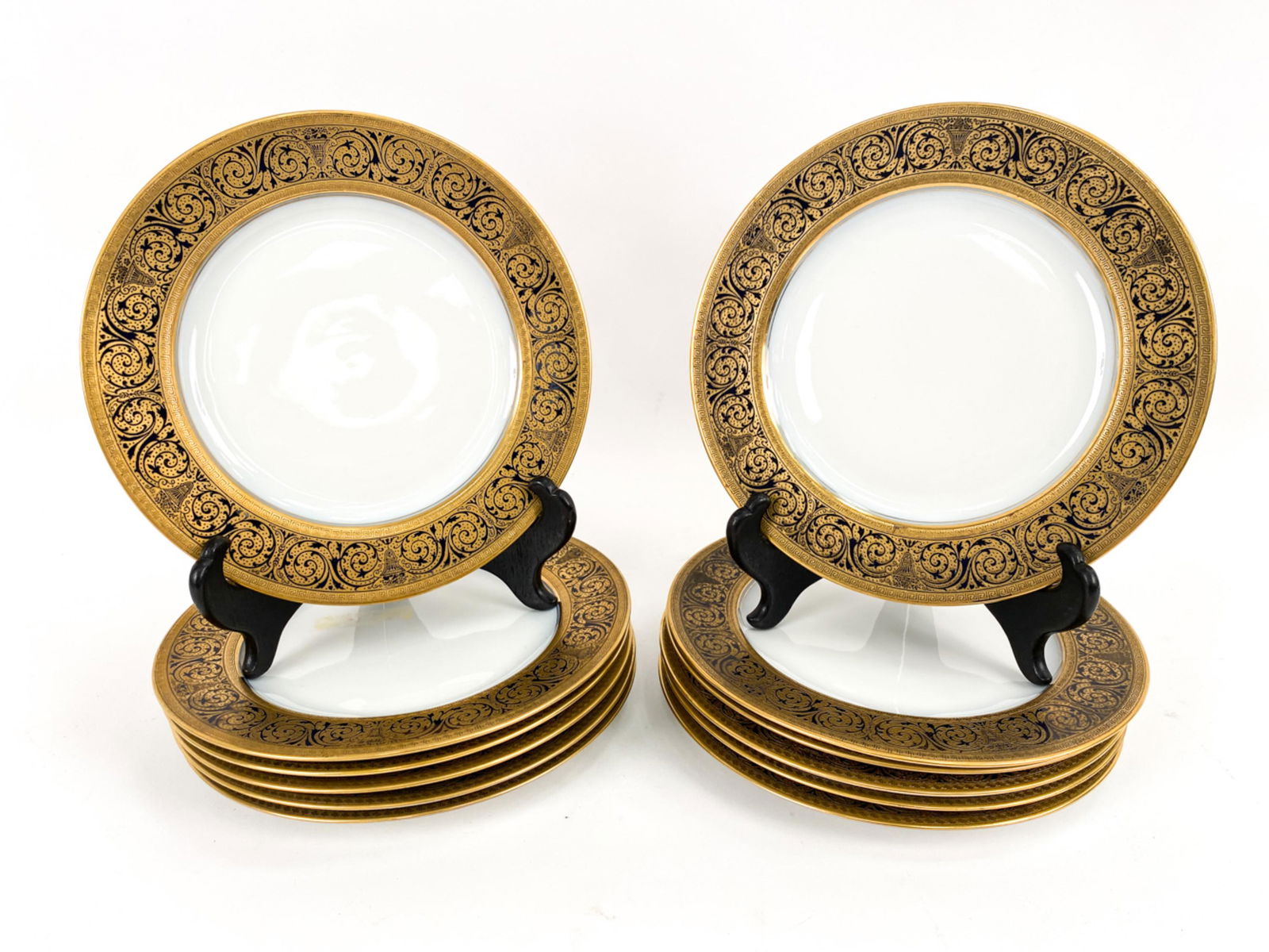 (12) ROYAL BAVARIAN HUTSCHENREUTHER GILT PLATES (1 of 10)