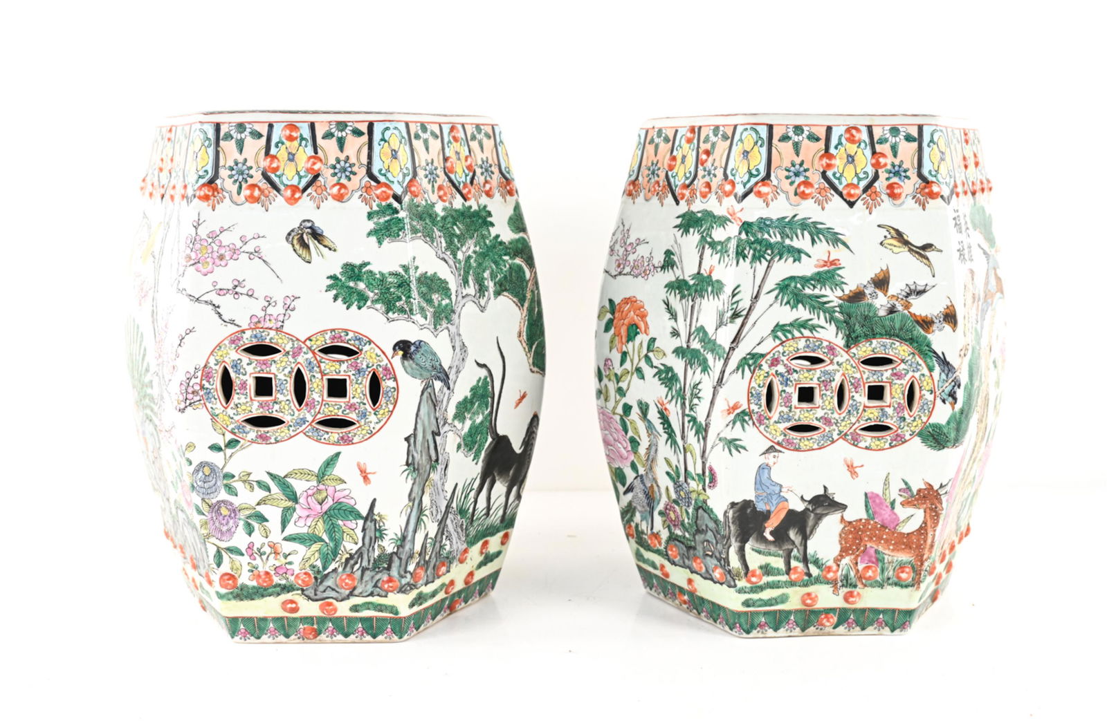 PAIR OF CHINESE PORCELAIN GARDEN STOOLS (1 of 17)